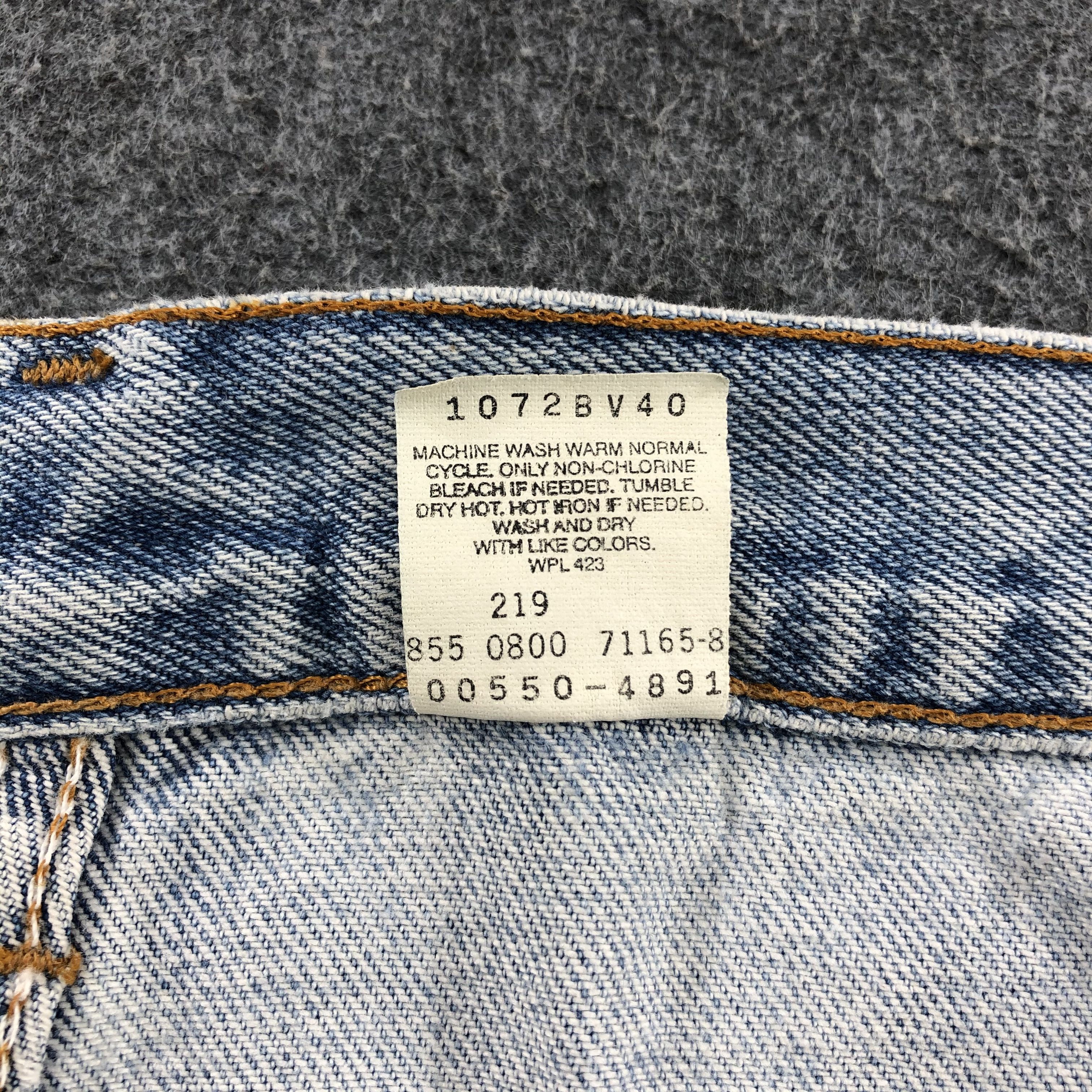 Levi's × Vintage Vintage 90s Light Wash Levis 550 Jeans-JM1454 Size US 37 - 10 Thumbnail