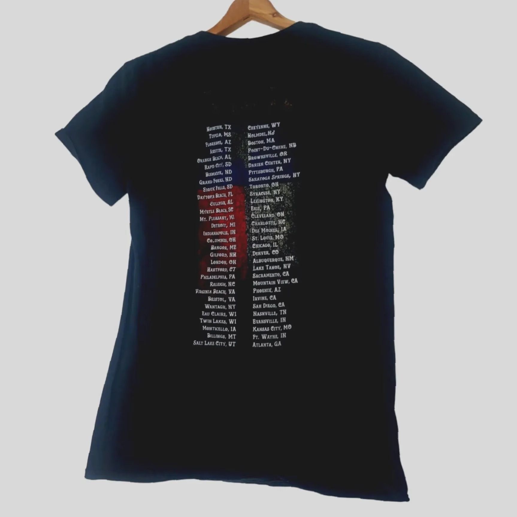 Gildan Florida Georgia Line Women's Black T-Shirt Tour Dates USA Flag Regular Size Small Size S / US 4 / IT 40 - 3 Thumbnail