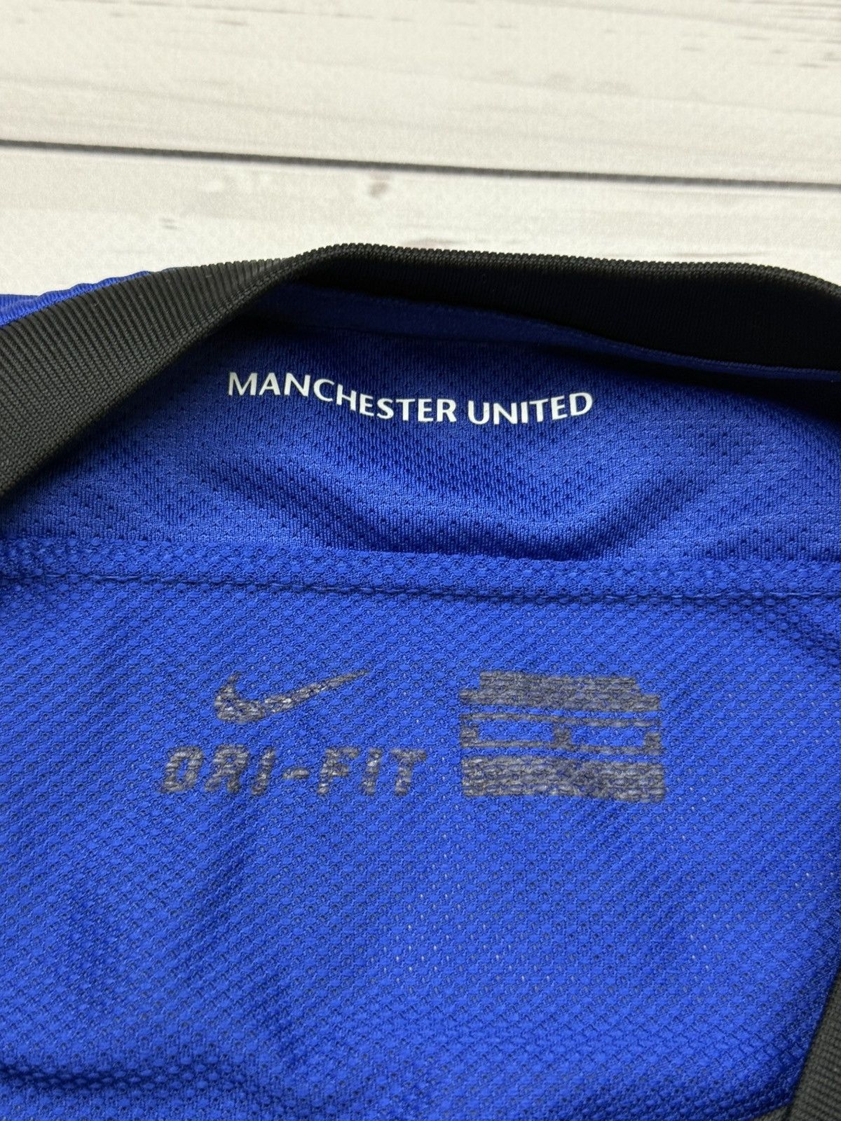 Nike Manchester United Away football 2011 Soccer Nike Jersey Size US M / EU 48-50 / 2 - 6 Thumbnail