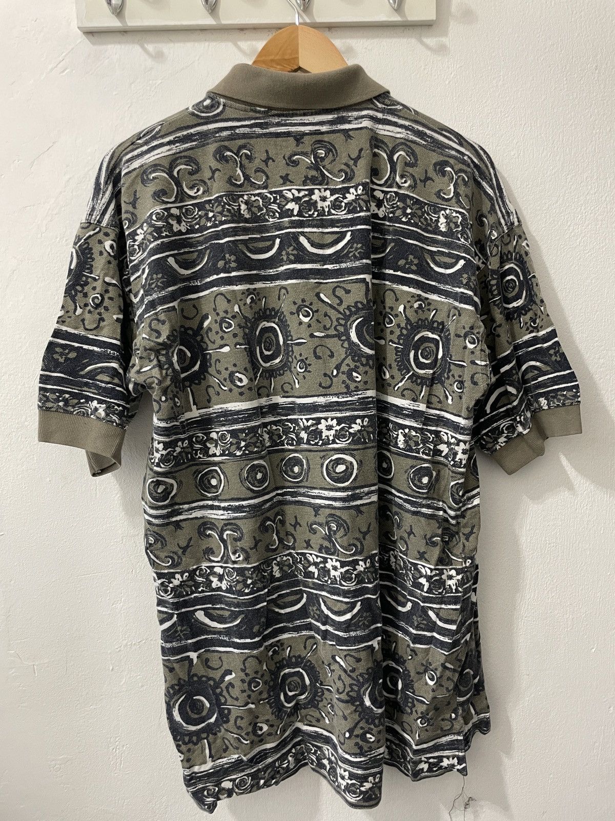 Guess Vintage Guess Classic Sportswear Print Polo Shirt Mens (111) Size US M / EU 48-50 / 2 - 4 Thumbnail