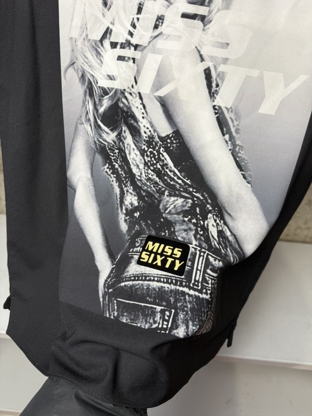 Miss Sixty Vintage Miss Sixty Sexy Logo Girl Gun Tee Y2K Awant Garde Size M / US 6-8 / IT 42-44 - 18 Thumbnail