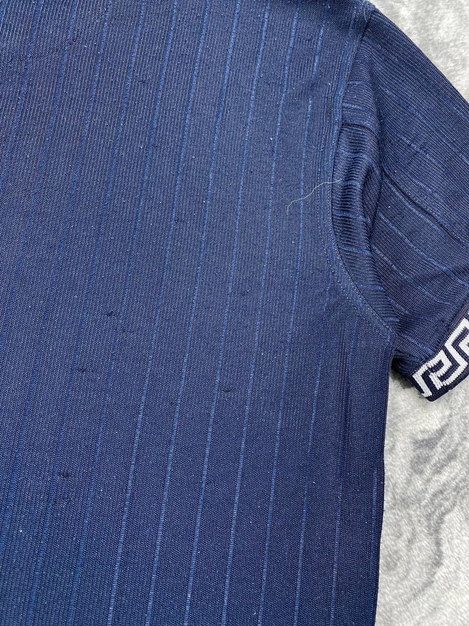 Versace Versace Classic V2 V Neck T Shirt Men Size L Blue Size US L / EU 52-54 / 3 - 20 Thumbnail