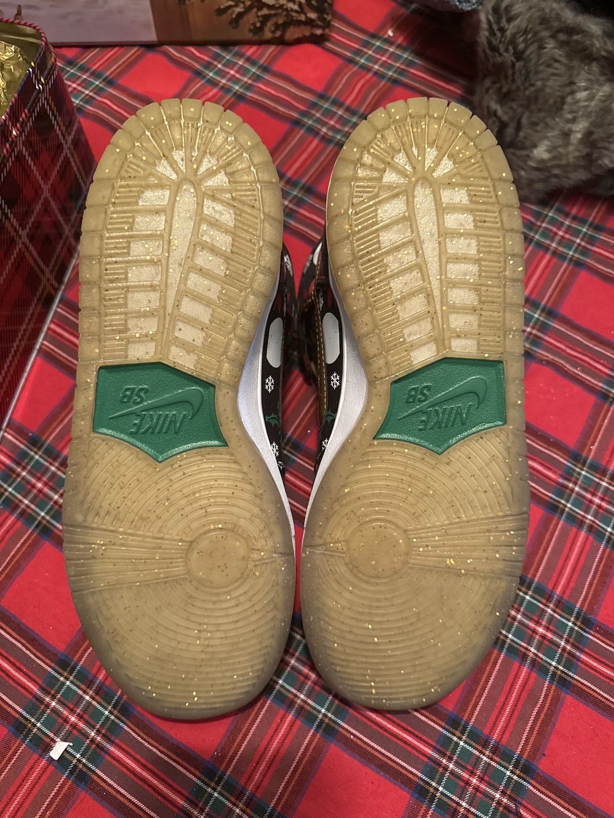 Nike Nike Dunk Hi Pro Ugly Christmas Sweater Special Box Size US 11 / EU 44 - 5 Thumbnail