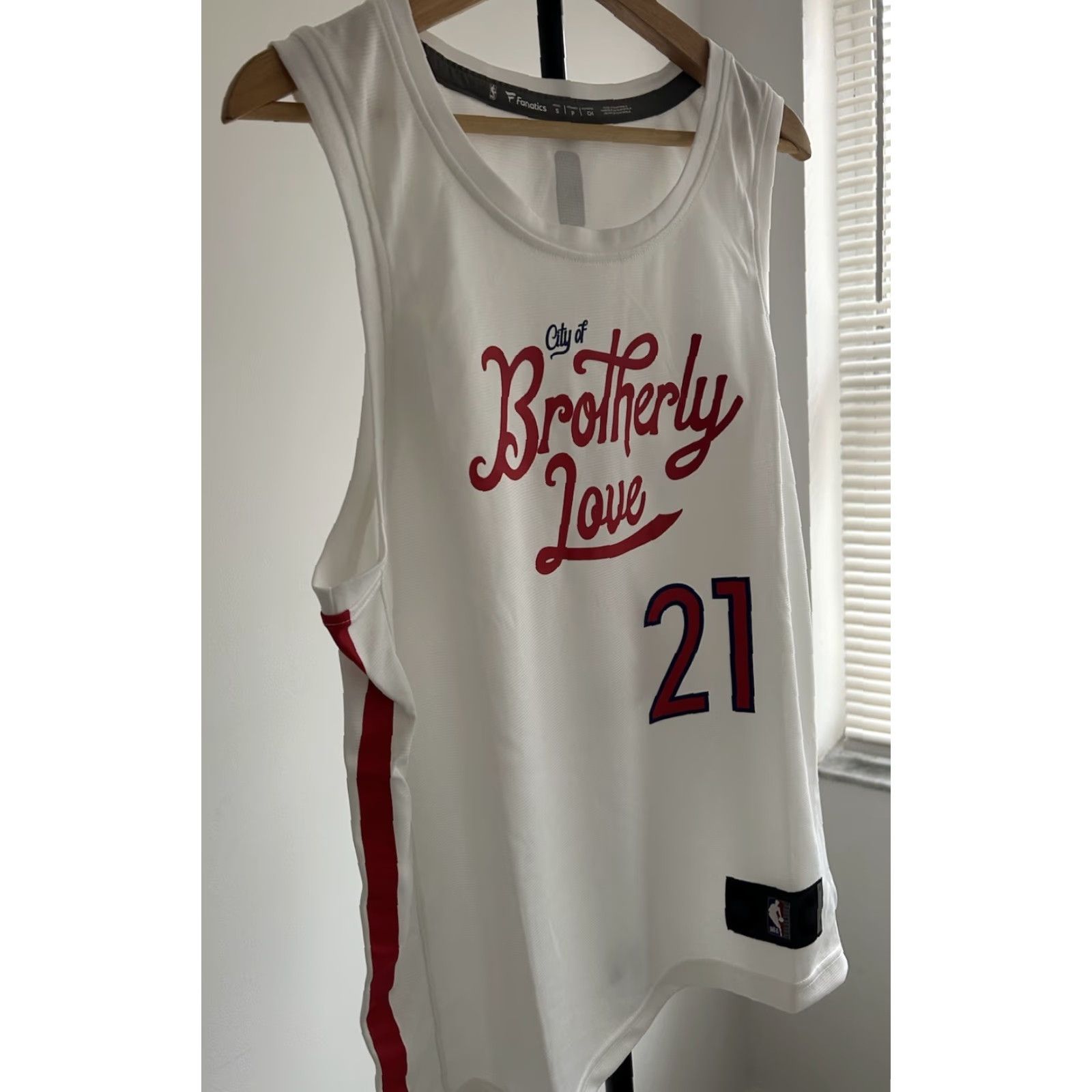 Vintage VINTAGE Fanatics Philadelphia 76ers Jersey City Edition #21 Joel Embiid Sleeveless S White Men's Regular Nike Swingman Basketball Shirt Size US S / EU 44-46 / 1 - 3 Thumbnail