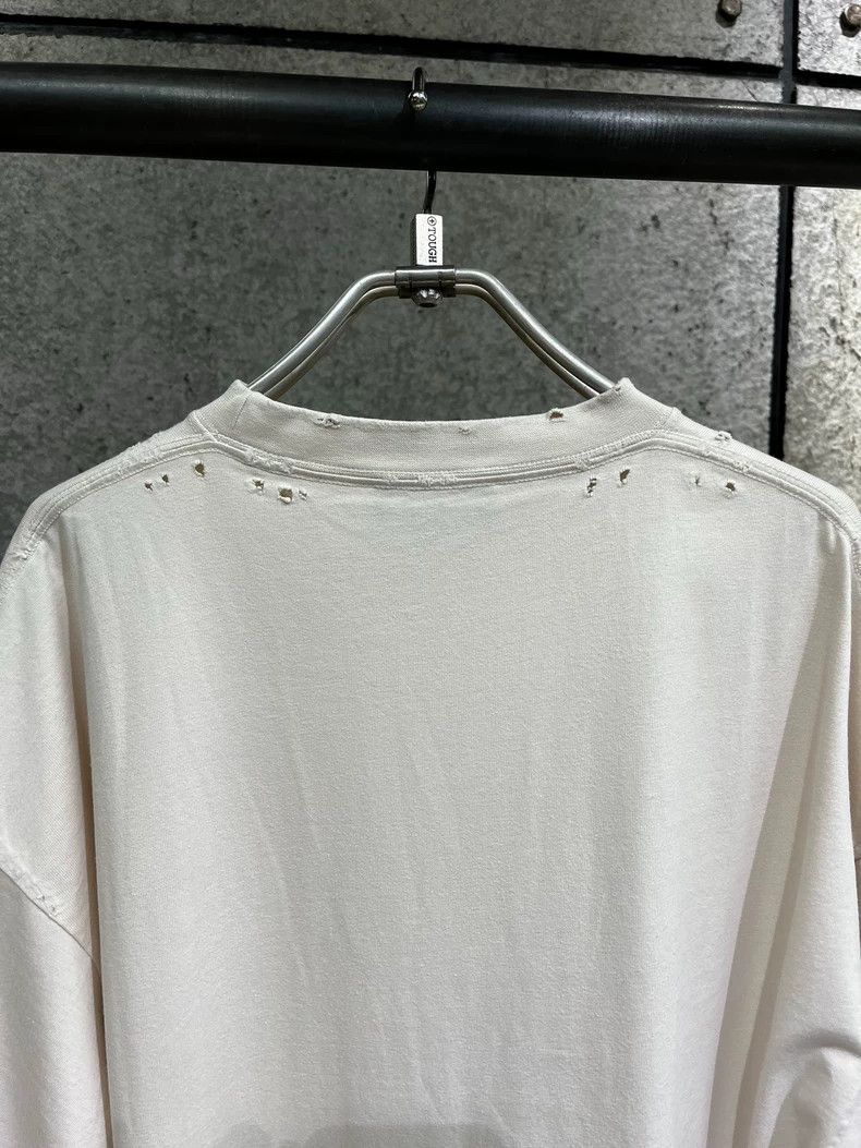 Balenciaga Balenciaga Beige loose short sleeve Size US M / EU 48-50 / 2 - 8 Thumbnail
