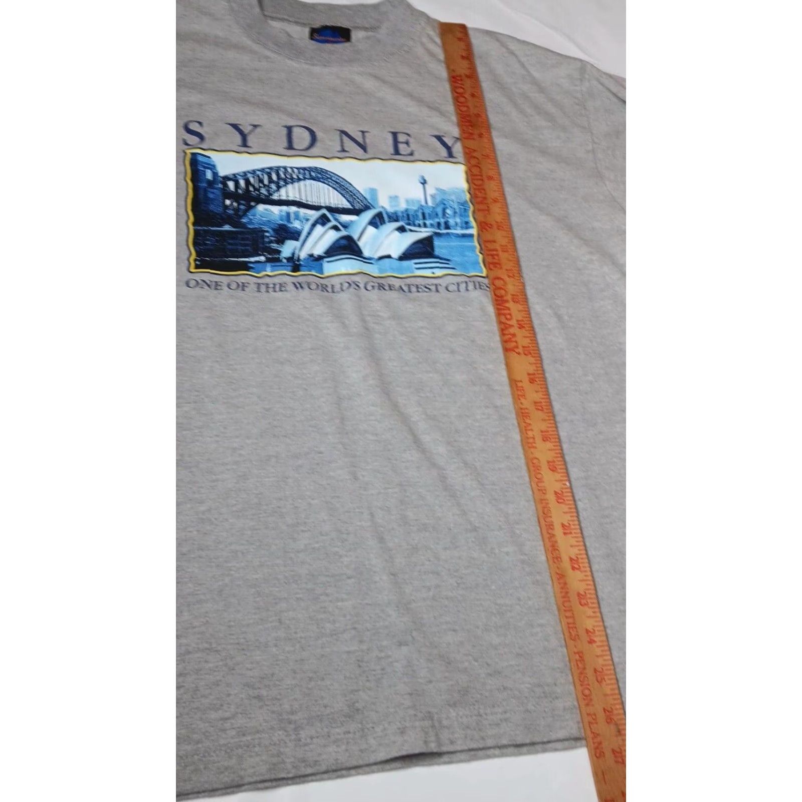 Vintage VINTAGE Samsousan Sydney Australia Mens L T Shirt Gray Skyline Travel Graphic Print Crew Neck Short Sleeve Cotton Knit Australia GT Size US L / EU 52-54 / 3 - 8 Thumbnail