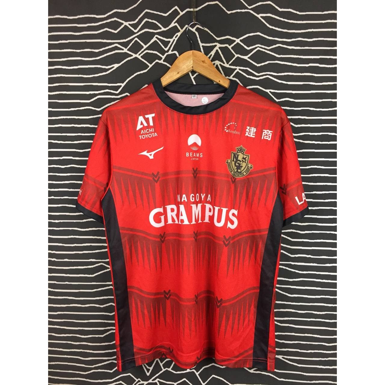 Beams Plus × Japanese Brand × Mizuno Nagoya Grampus X Beams 2023 Mizuno JLeague Jersey Size US L / EU 52-54 / 3 - 1 Thumbnail