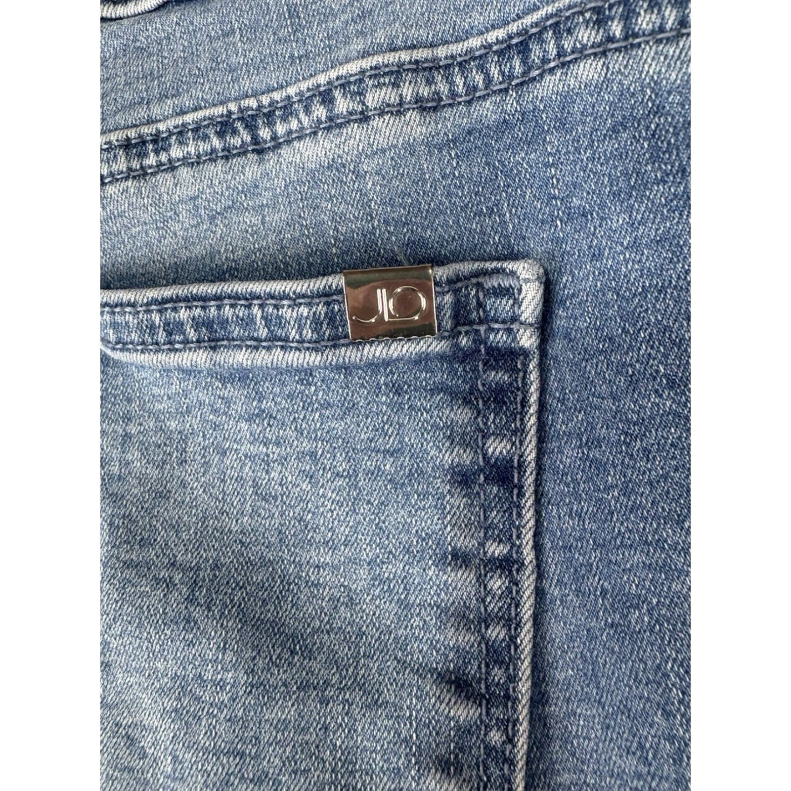 Vintage Jennifer Lopez Lt Wash Distressed Pull On Skinny Jeans Womens Size 6 Size 28" / US 6 / IT 42 - 6 Thumbnail