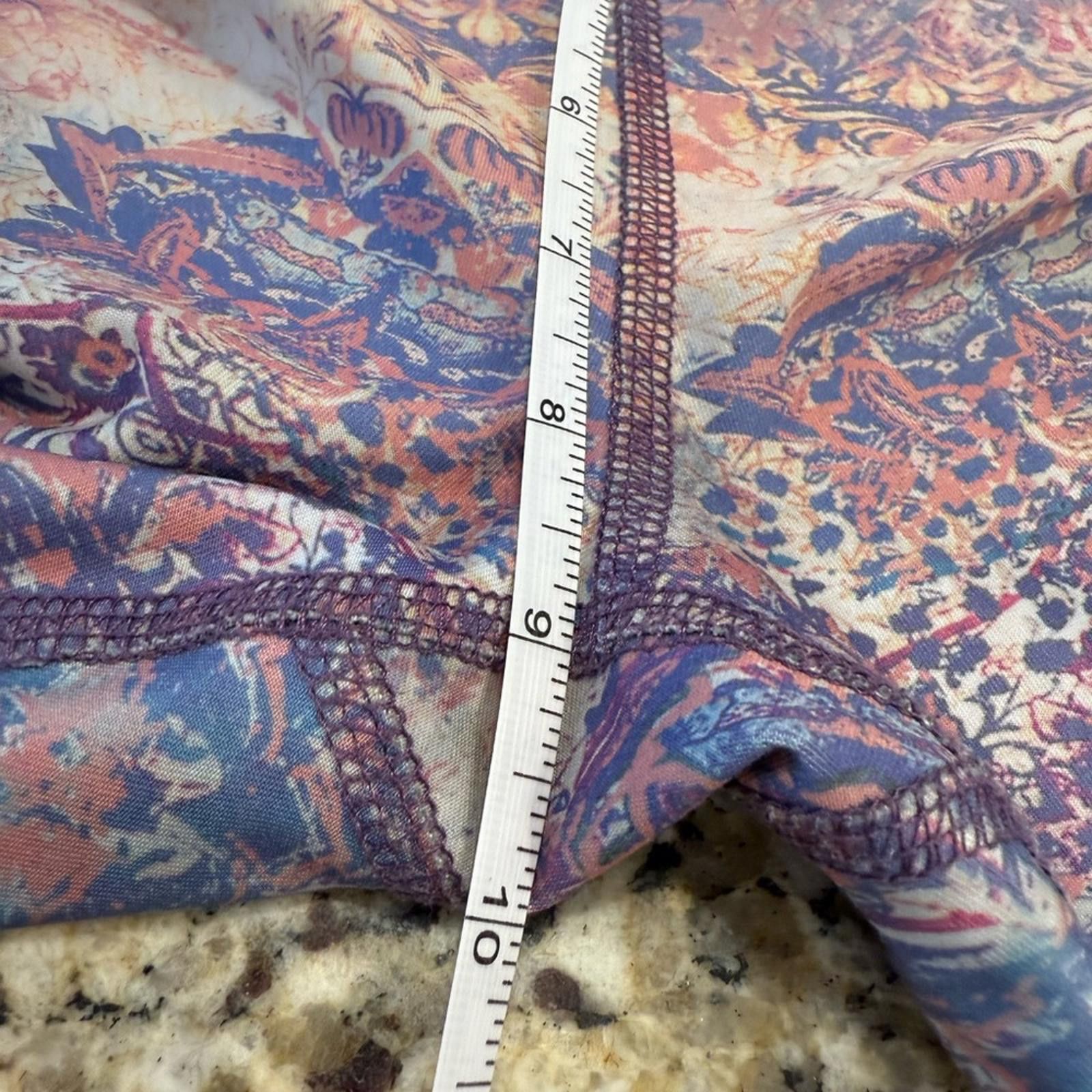 Other Evolution and Creation pastel paisley floral crop legging SM Size 28" / US 6 / IT 42 - 9 Thumbnail