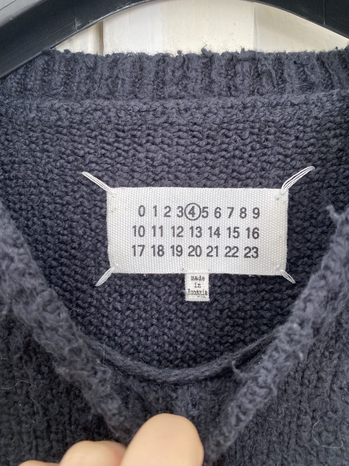 Maison Margiela Maison Margiela pilling effect knit Size S / US 4 / IT 40 - 5 Thumbnail