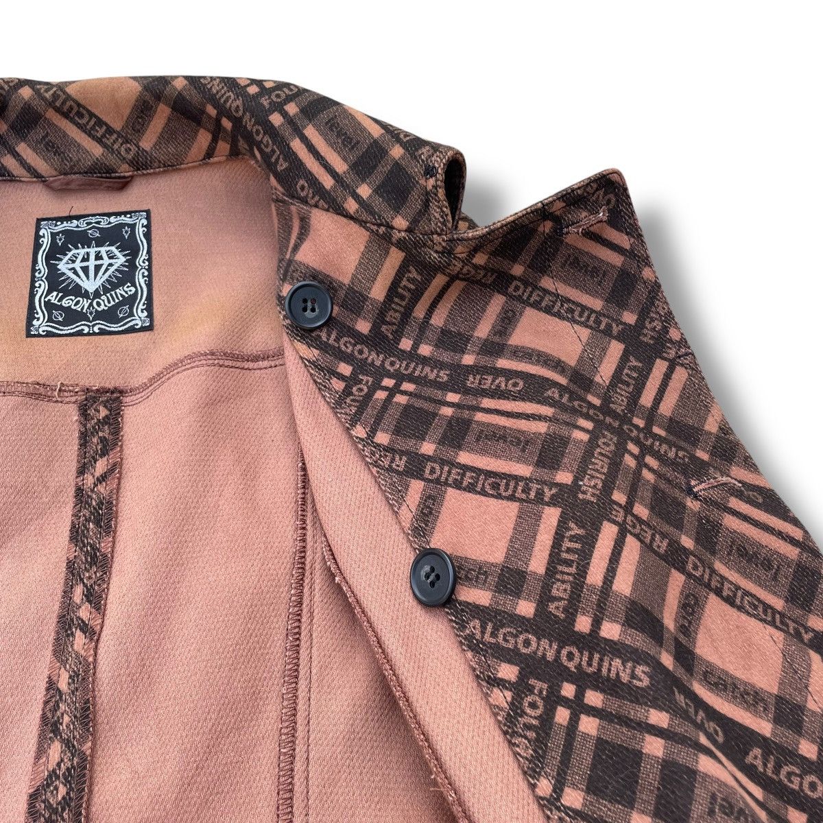 20471120 × Beauty Beast × Japanese Brand 🇯🇵 ALGONQUINS FULL PRINT WORDING BELTED TRENCH COAT Size M / US 6-8 / IT 42-44 - 9 Thumbnail