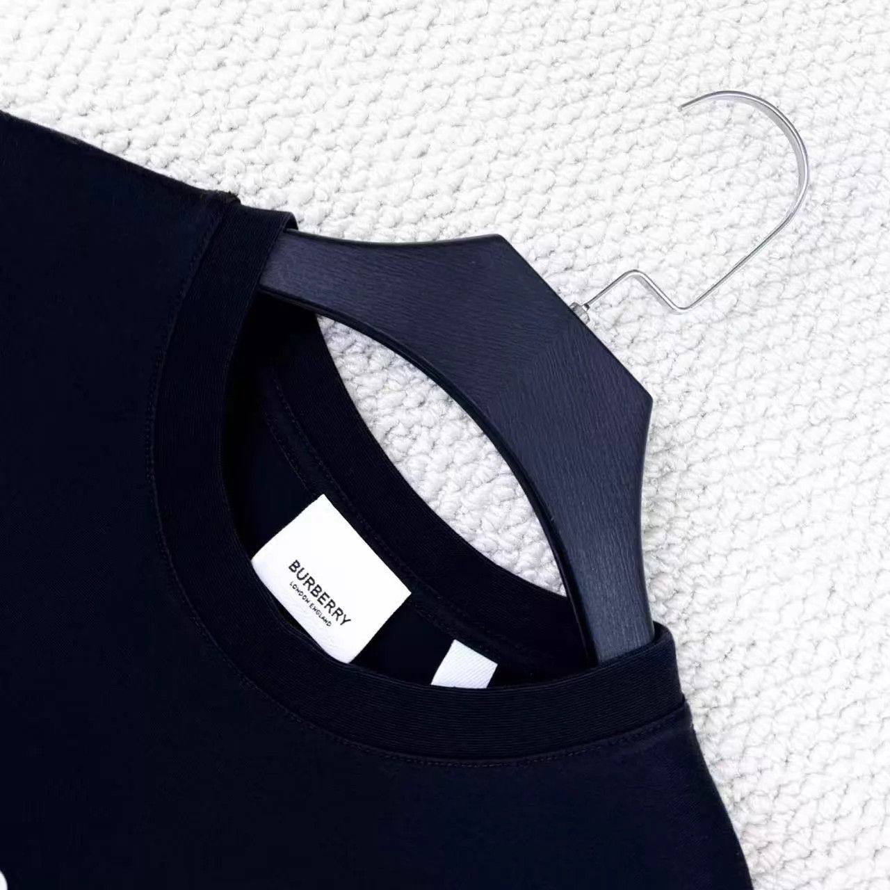 Burberry Burberry Black Logo SS Tee M Unisex Size M / US 6-8 / IT 42-44 - 3 Thumbnail