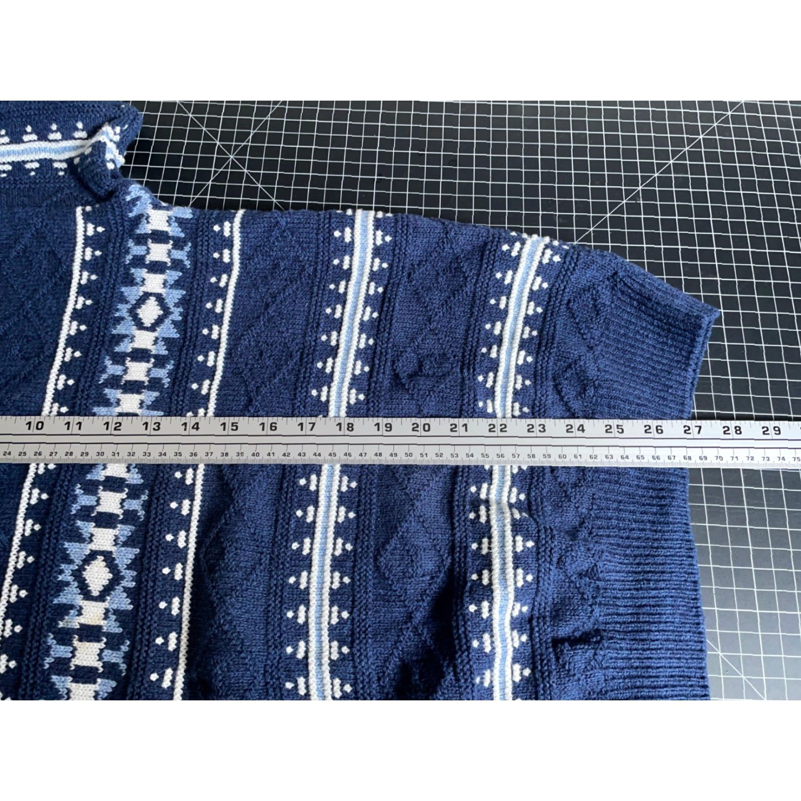 Jantzen VINTAGE Jantzen Sweater Men's XL Dark Blue Aztec Stripe Geometric Knit Crew Neck Pullover Heavyweight Cotton 90s Tribal Retro Casual Size US XL / EU 56 / 4 - 6 Thumbnail