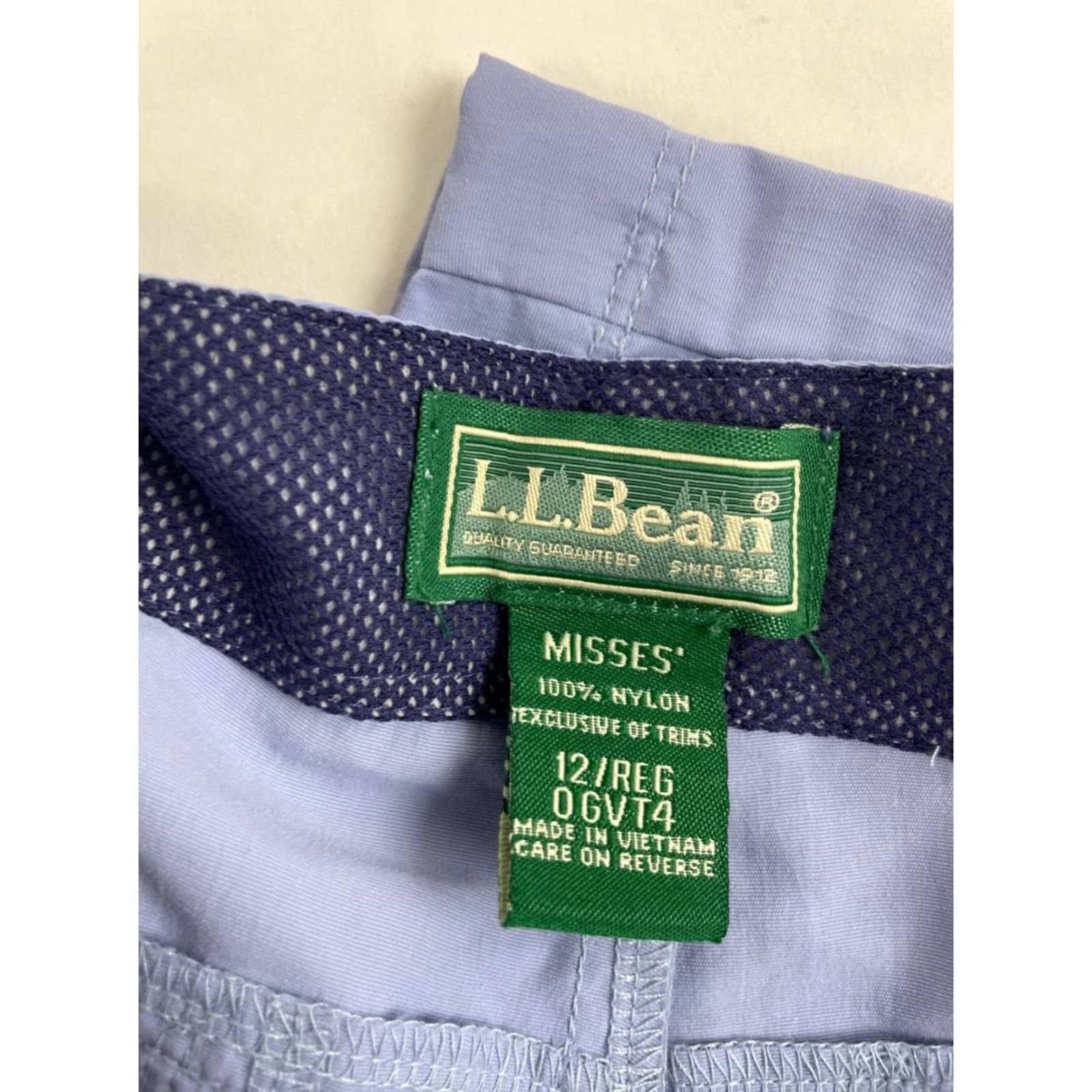 Vintage L.L. Bean Pants Women's 12 Purple Capris Hiking Ruched Side Nylon Flat Front Regular Style Capri Womens Size 34" / US 12 / IT 48 - 7 Thumbnail