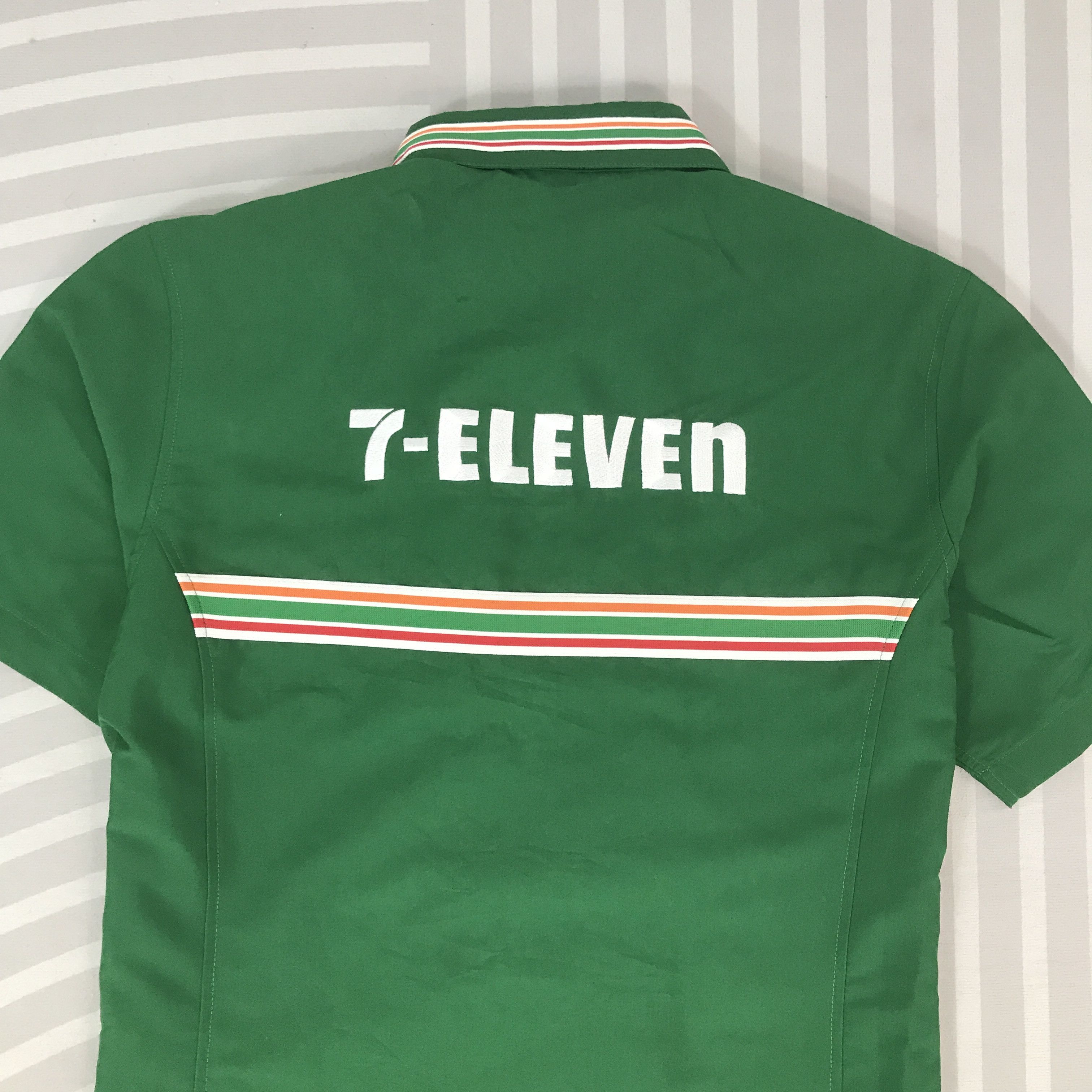 Japanese Brand Vintage 7-Eleven Japan Uniform shirt Jacket Size US M / EU 48-50 / 2 - 3 Thumbnail