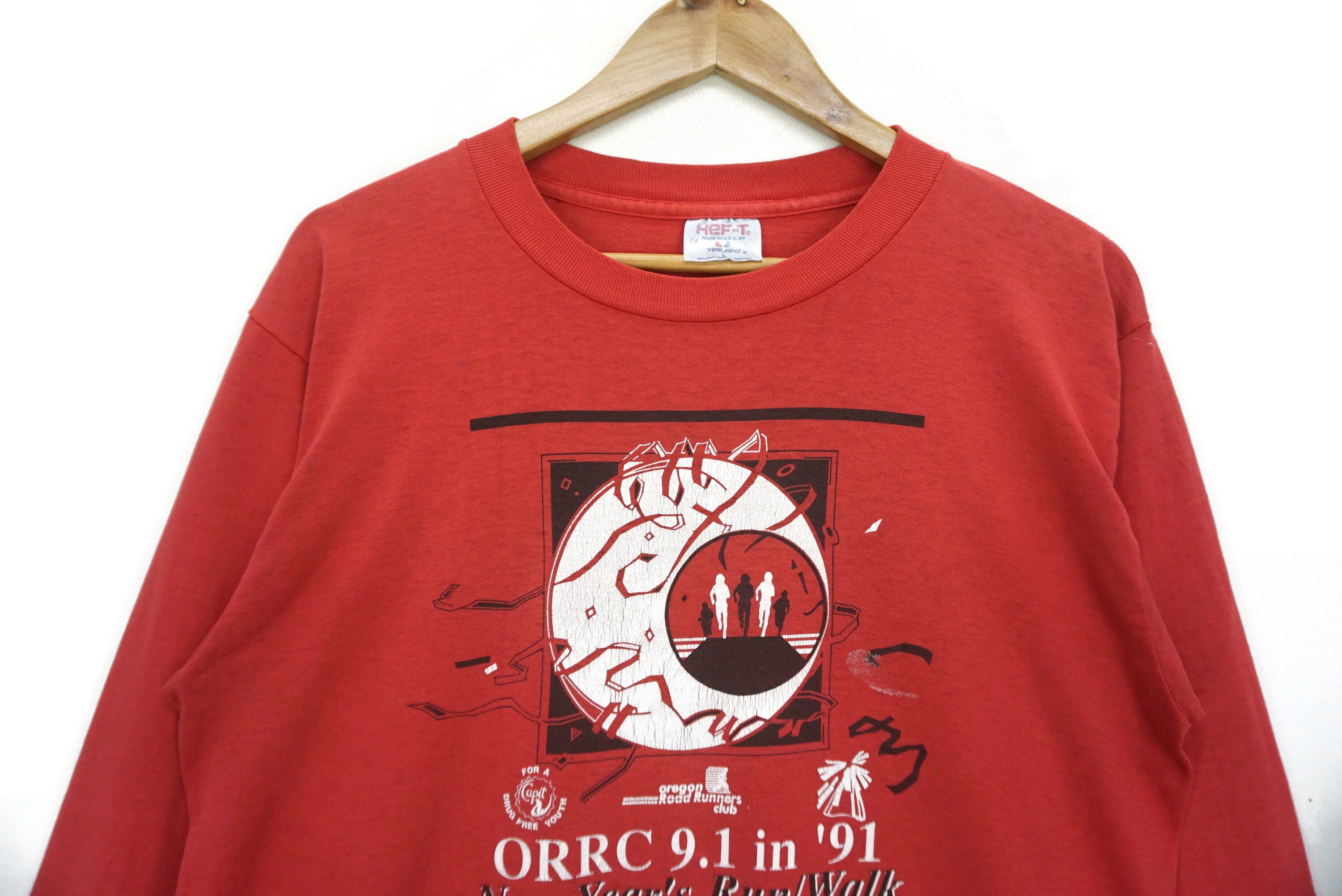 NCAA Vintage Oregon Road Runners Club Tee 90s New Year's Run Walk Size US M / EU 48-50 / 2 - 3 Thumbnail