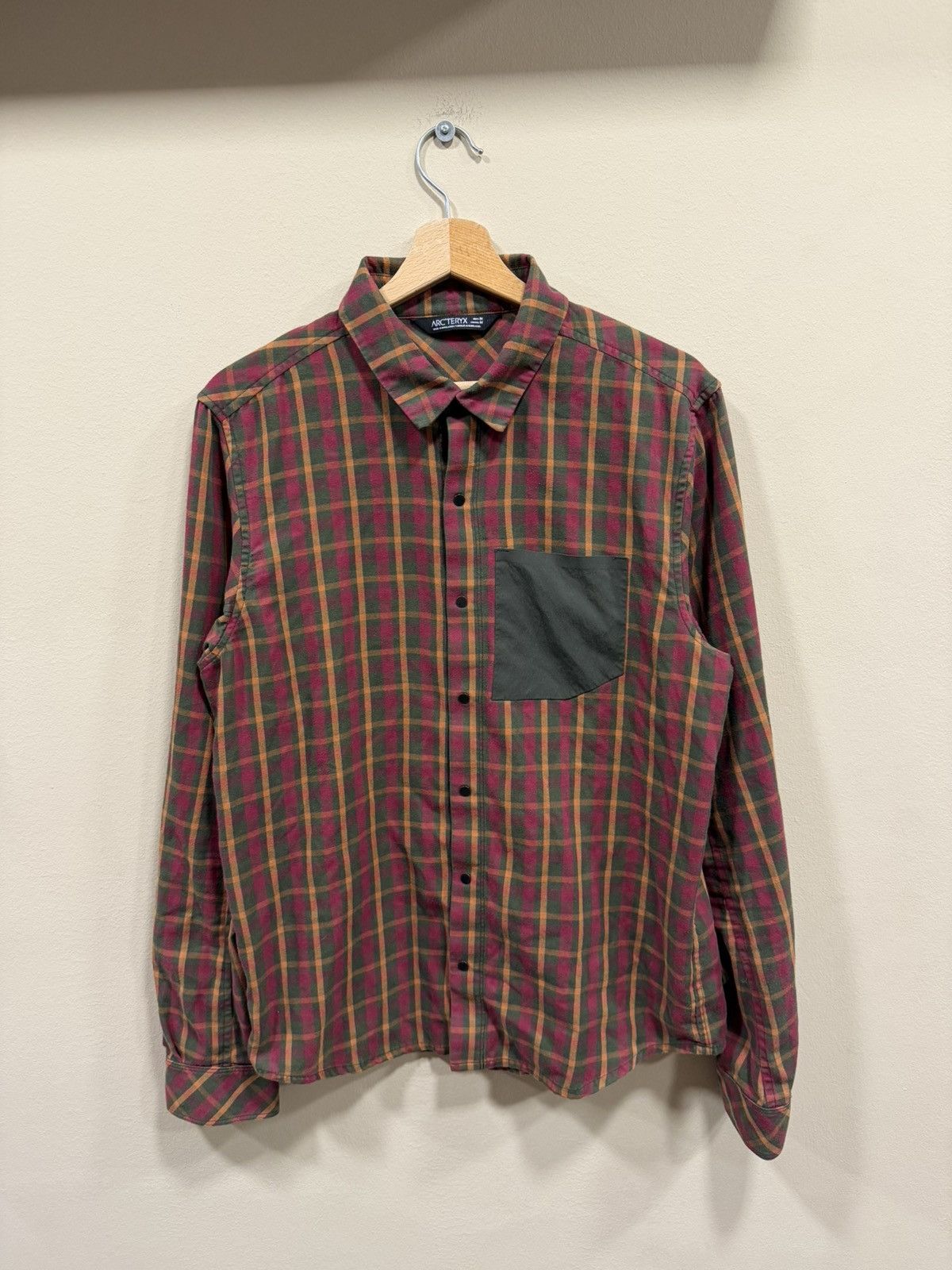 Arc'teryx Arc’teryx Flannel back Collar Logo Shirt Size US M / EU 48-50 / 2 - 1 Thumbnail
