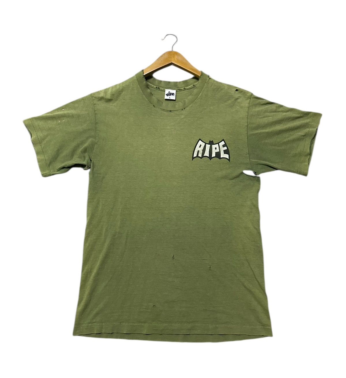 Welcome Skateboards Vintage 90s Ripe skateboard thrased tee Size US L / EU 52-54 / 3 - 3 Thumbnail
