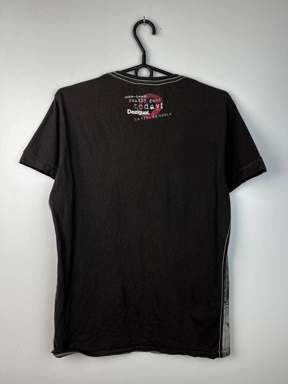 Desigual Desigual luxury vintage t-shirts size S Size US S / EU 44-46 / 1 - 2 Thumbnail