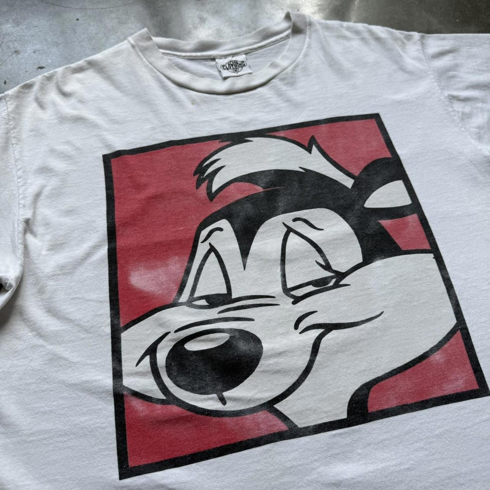 Other Pepe Le Pew 1991 Vintage Graphic T-shirt Size US L / EU 52-54 / 3 - 3 Thumbnail