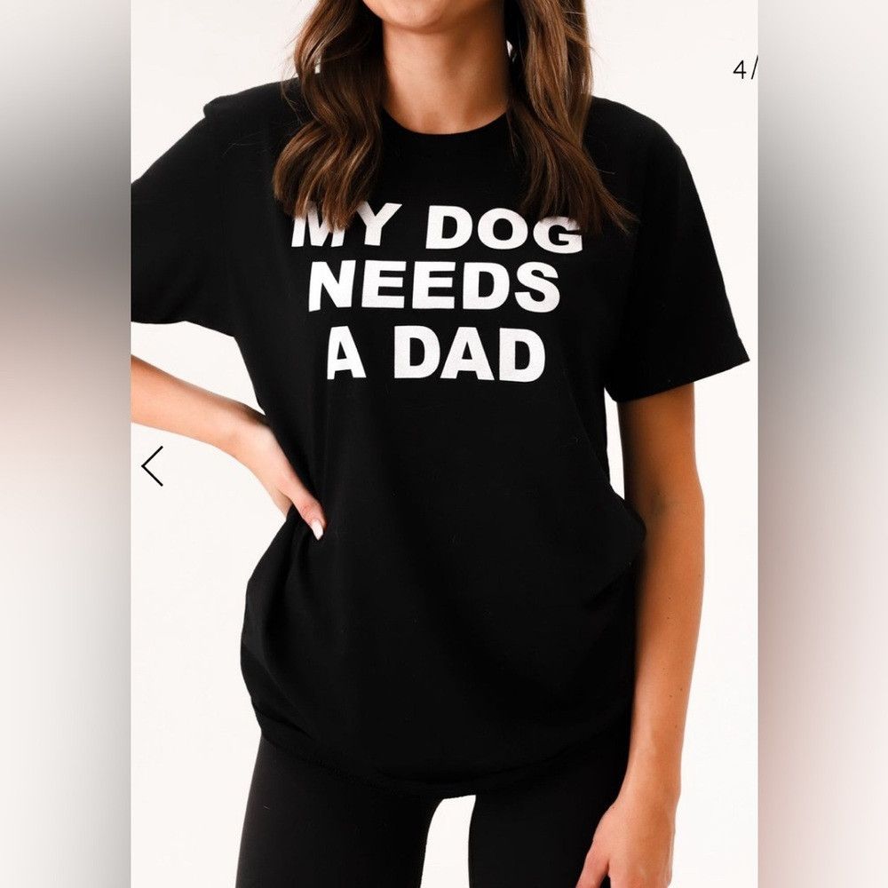 Gildan Crewneck Funny Gift for Women Medium My Dog Needs A Dad Size M / US 6-8 / IT 42-44 - 2 Thumbnail