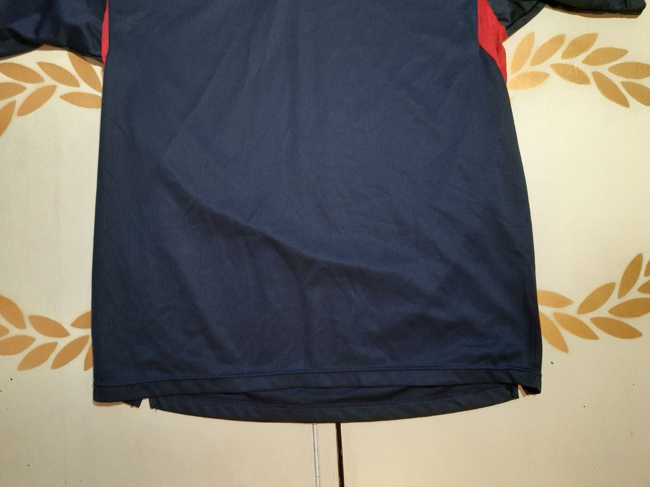 Umbro Umbro England Training Jersey Vintage Size US L / EU 52-54 / 3 - 4 Thumbnail