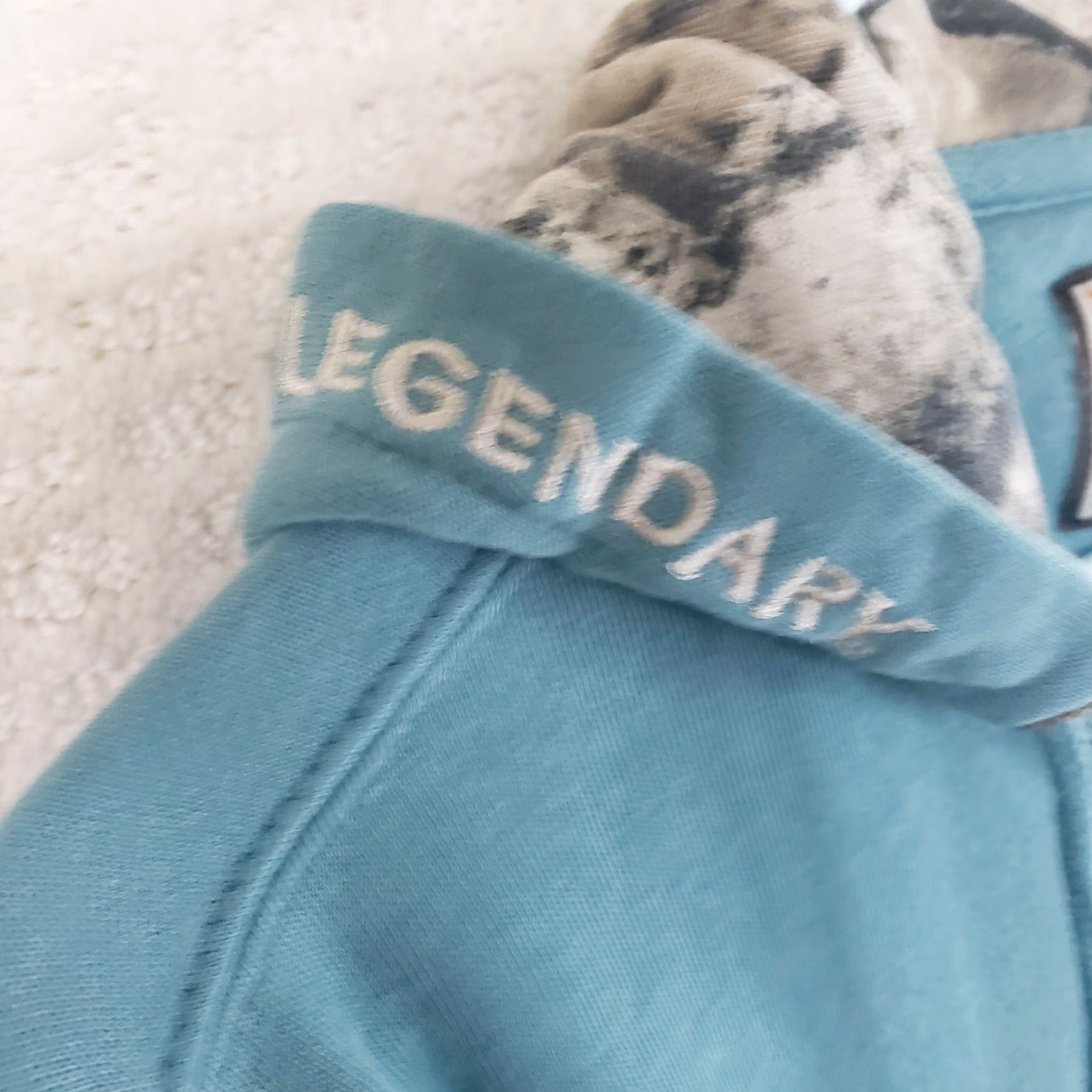 Vintage Legendary Whitetails Hoodie Men XS Teal Camo Buck Cutout Front Kangaroo Pockets Hooded Pullover Size US XS / EU 42 / 0 - 7 Thumbnail