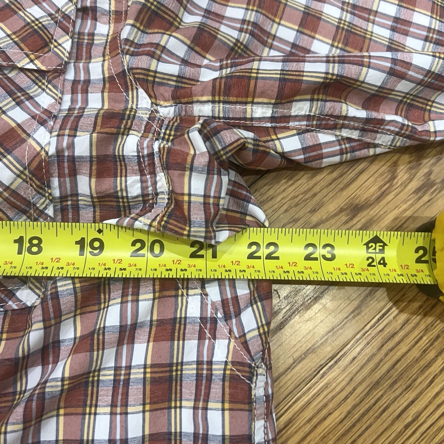 CO Duluth Trading Co Fishing Shirt Mens Large Rust Plaid Size US L / EU 52-54 / 3 - 5 Thumbnail