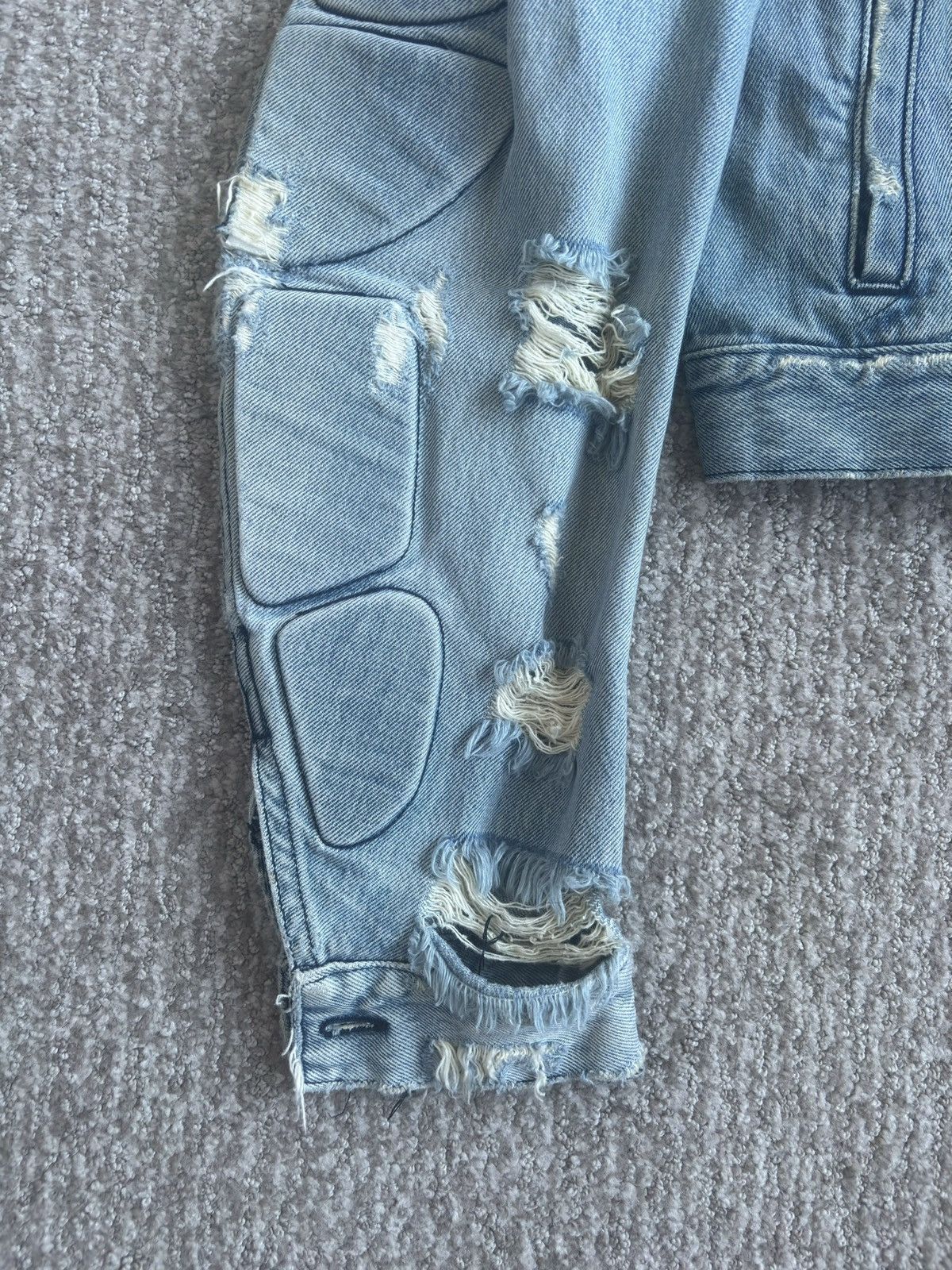 Balenciaga × Gap × Yeezy Prototype Padded Denim Jacket Size US M / EU 48-50 / 2 - 6 Thumbnail