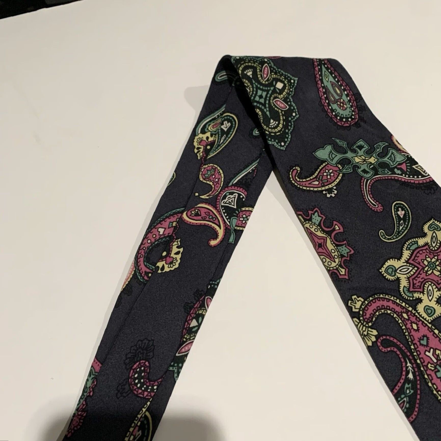 Vintage Vintage Men’s Silk Tie Anne Pinkerton Black Cream Pastel Paisley Geometric Retro 1980s Size ONE SIZE - 5 Thumbnail