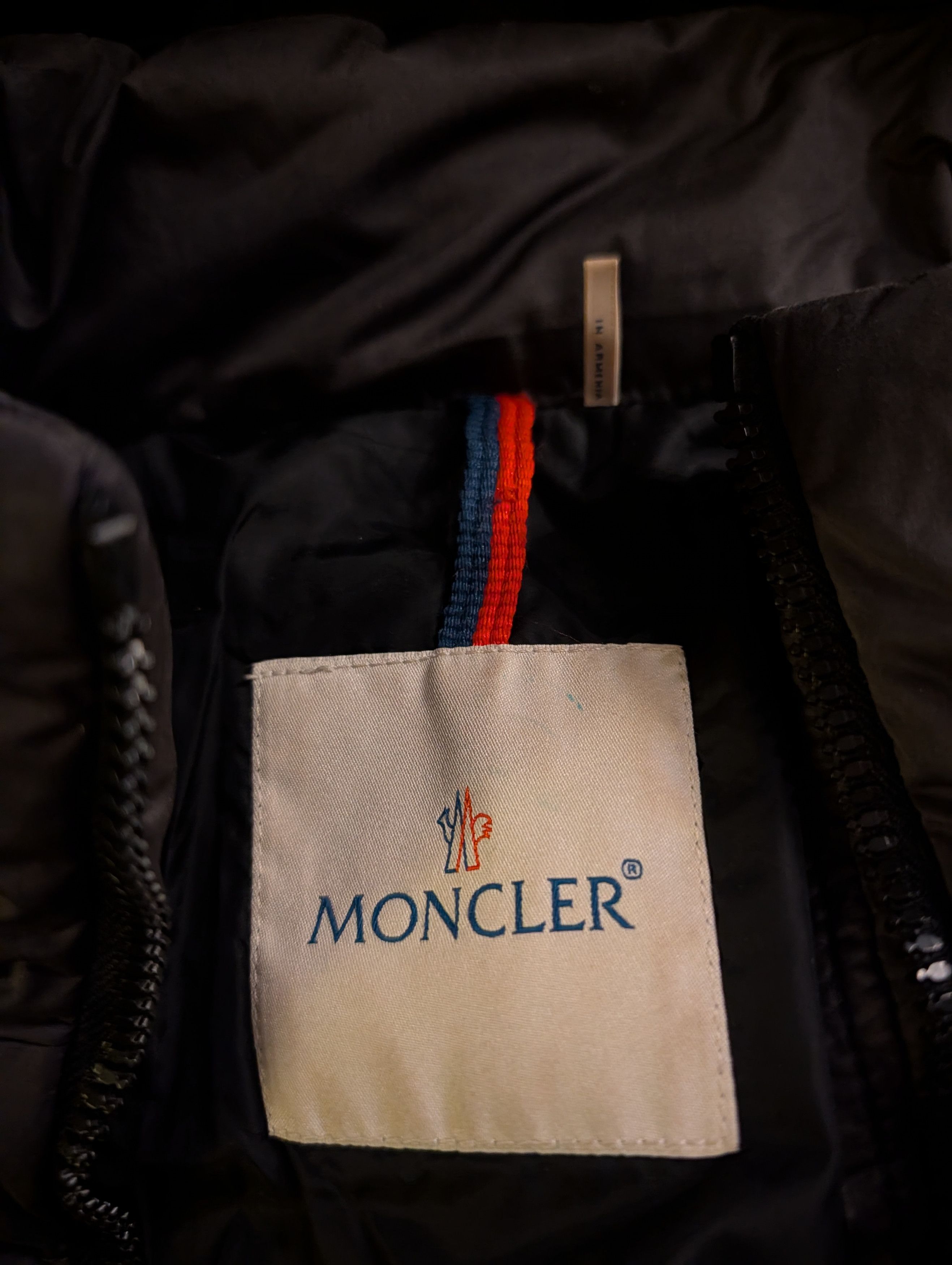 Moncler Moncler Badymat Giubbotto Down Puffer Jacket Size 4 Grey Size L / US 10 / IT 46 - 4 Thumbnail