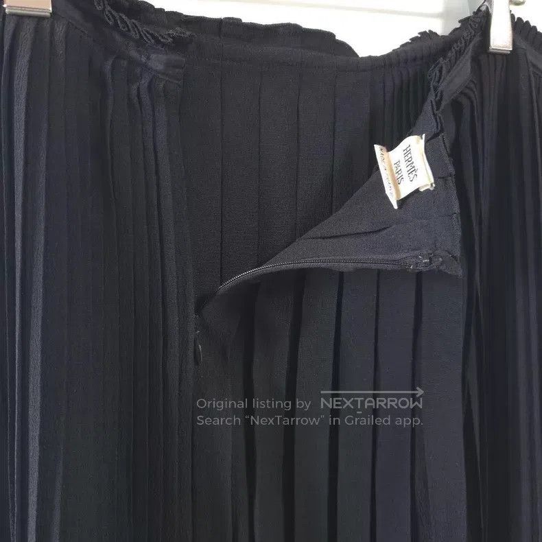 Hermes Hermes Black Pleated Skirt Size 25" / US 0 / IT 36 - 4 Thumbnail