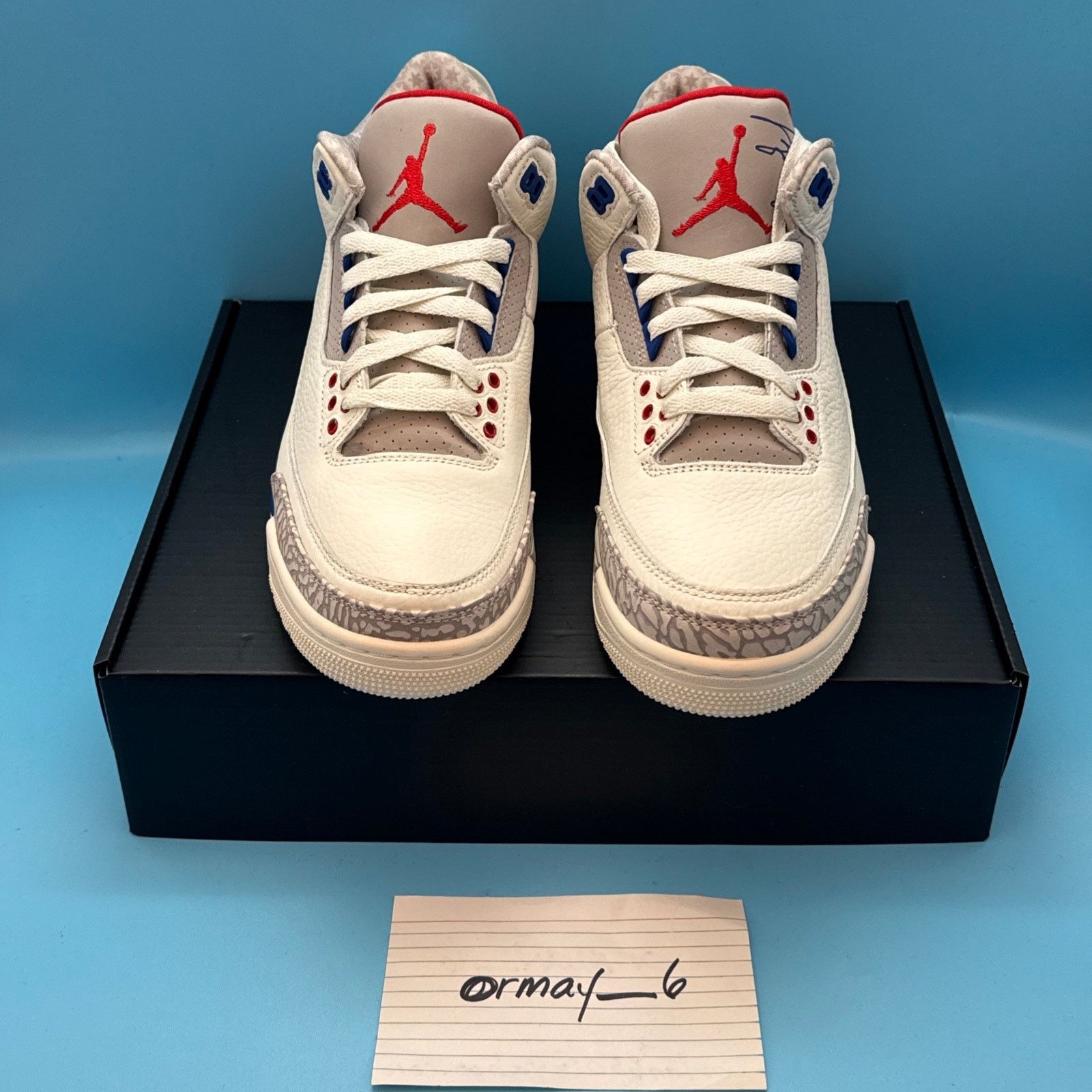 Jordan Brand Air Jordan 3 Retro International Flight m8 w9.5 Size US 8 / EU 41 - 4 Thumbnail