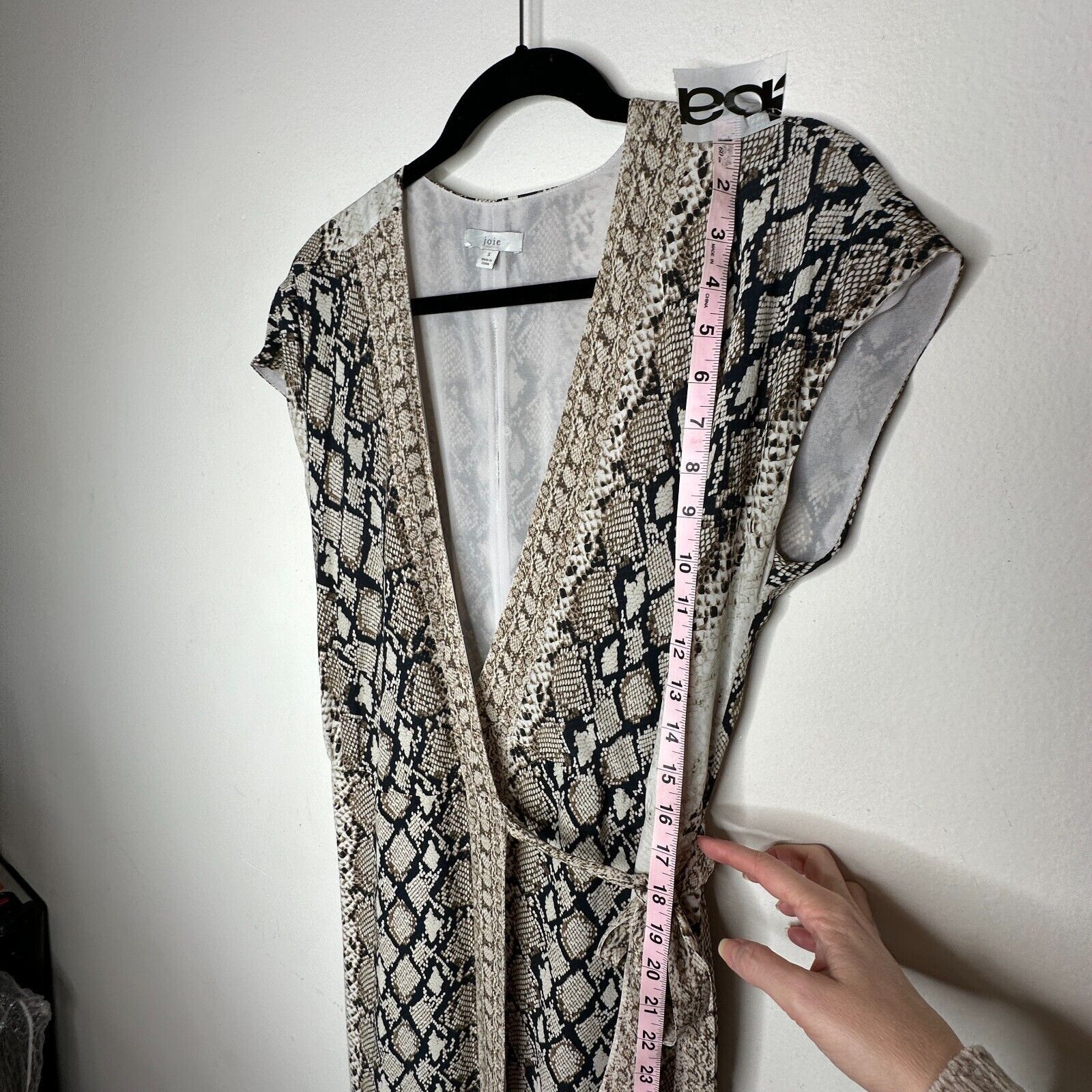 Joie Joie Porcelain Bethwyn C Snakeskin Wrap A-Line Dress SM Size S / US 4 / IT 40 - 14 Thumbnail