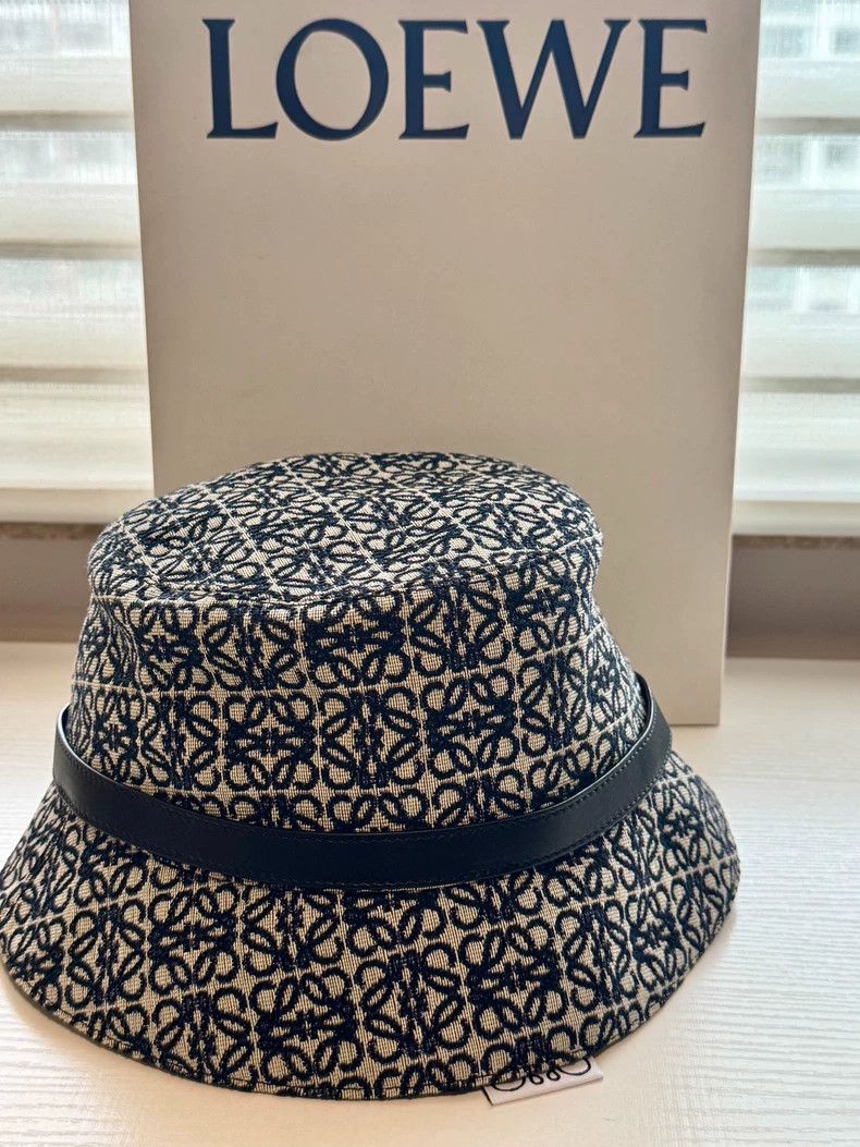 Loewe LOEWE size 57 Bucket hat, sizes 57 and 59 Size ONE SIZE - 5 Thumbnail