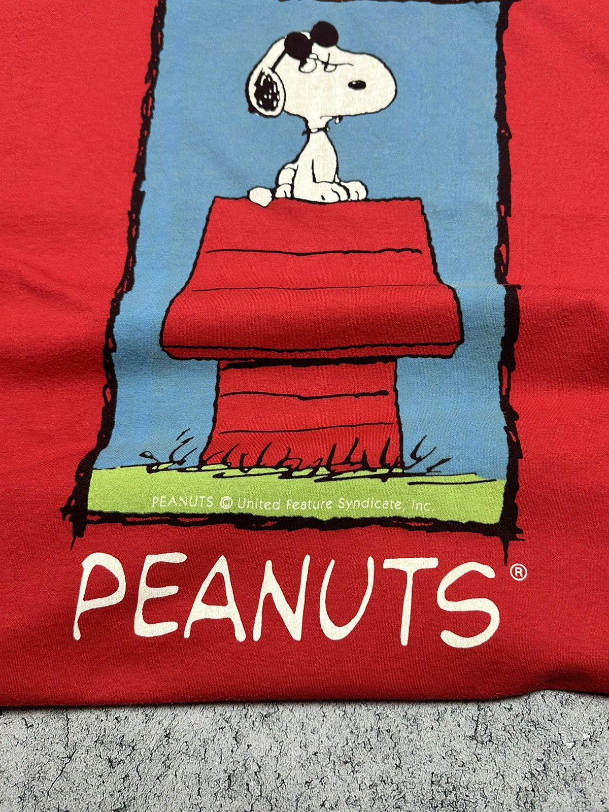 Peanuts Vintage Peanuts Snoopy Cartoon T-Shirt Size US L / EU 52-54 / 3 - 10 Thumbnail