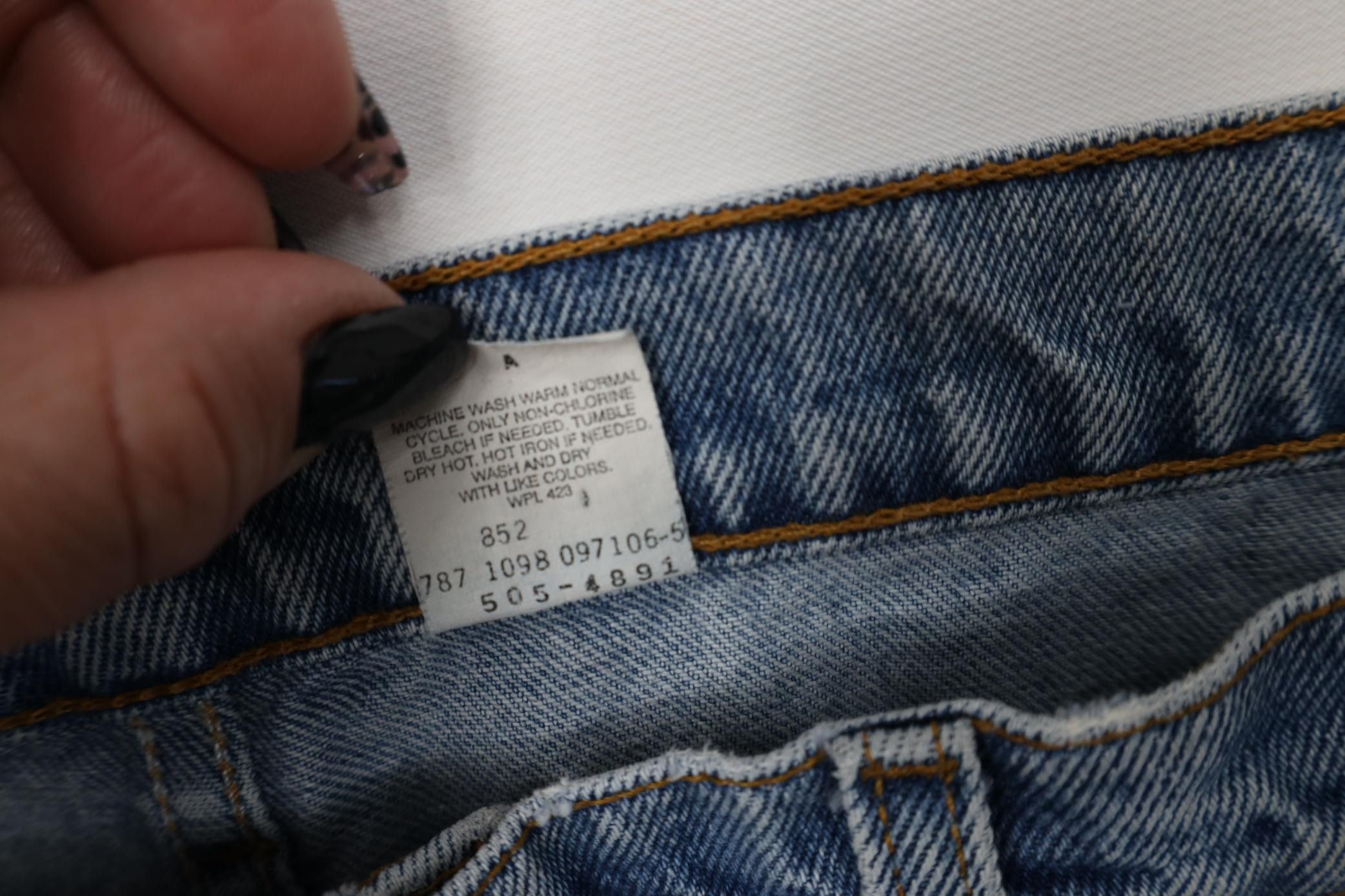 Levi's Vintage 90s Levis 505 Regular Fit Straight Leg Denim Jeans Size US 38 / EU 54 - 9 Thumbnail