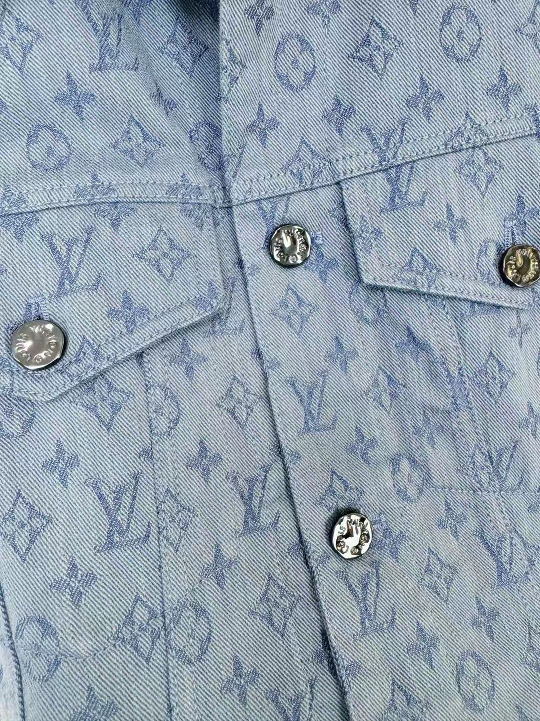 Louis Vuitton Louis Vuitton all-over print denim jacket Size US S / EU 44-46 / 1 - 2 Thumbnail
