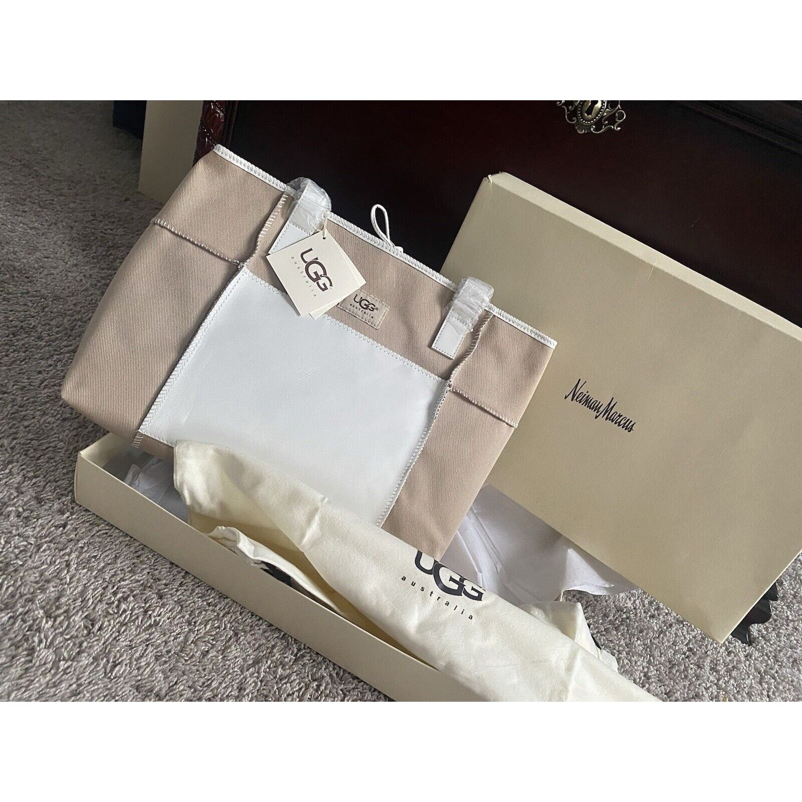Ugg Authentic Canvas/White Leather Ugg Med Tote #SA603 NWT box Size ONE SIZE - 1 Thumbnail