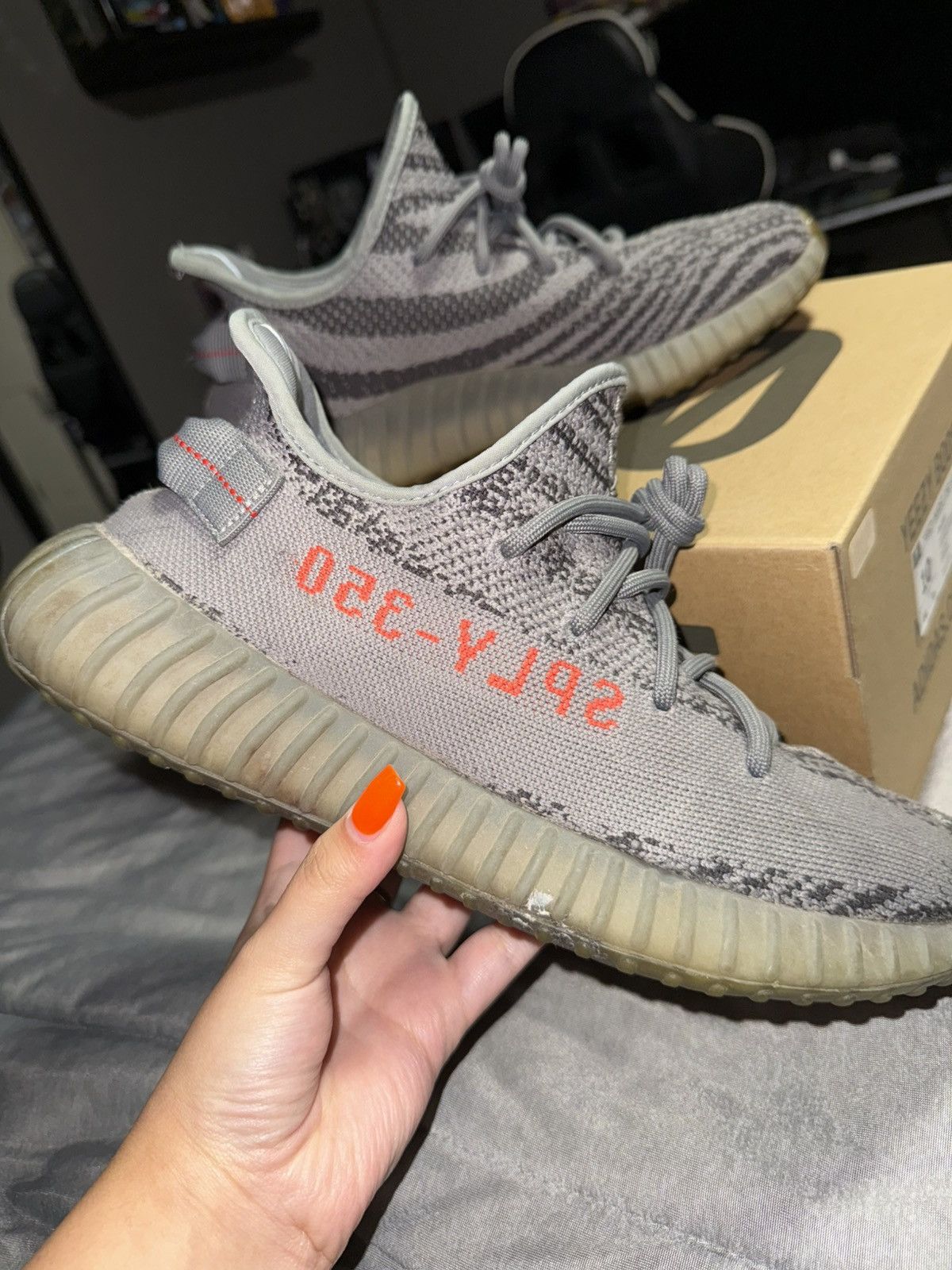 Yeezy adidas Yeezy Boost 350 V2 Beluga 2.0 Size US 10 / EU 43 - 4 Thumbnail