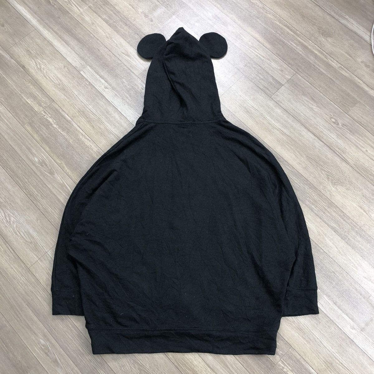 Disney × Japanese Brand 2000s Tokyo Disney Resort Mickey Mouse Ears Hoodie Size US XL / EU 56 / 4 - 14 Thumbnail