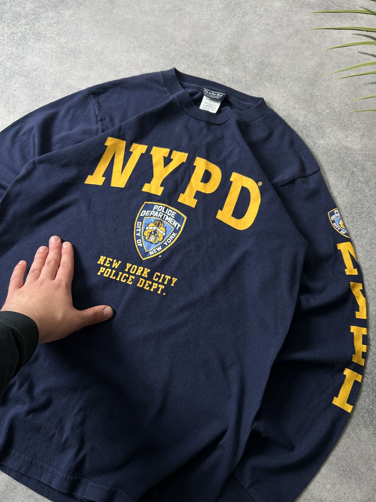 Vintage Vintage NYPD big logo blue long-sleeved y2k mens Size US M / EU 48-50 / 2 - 2 Thumbnail