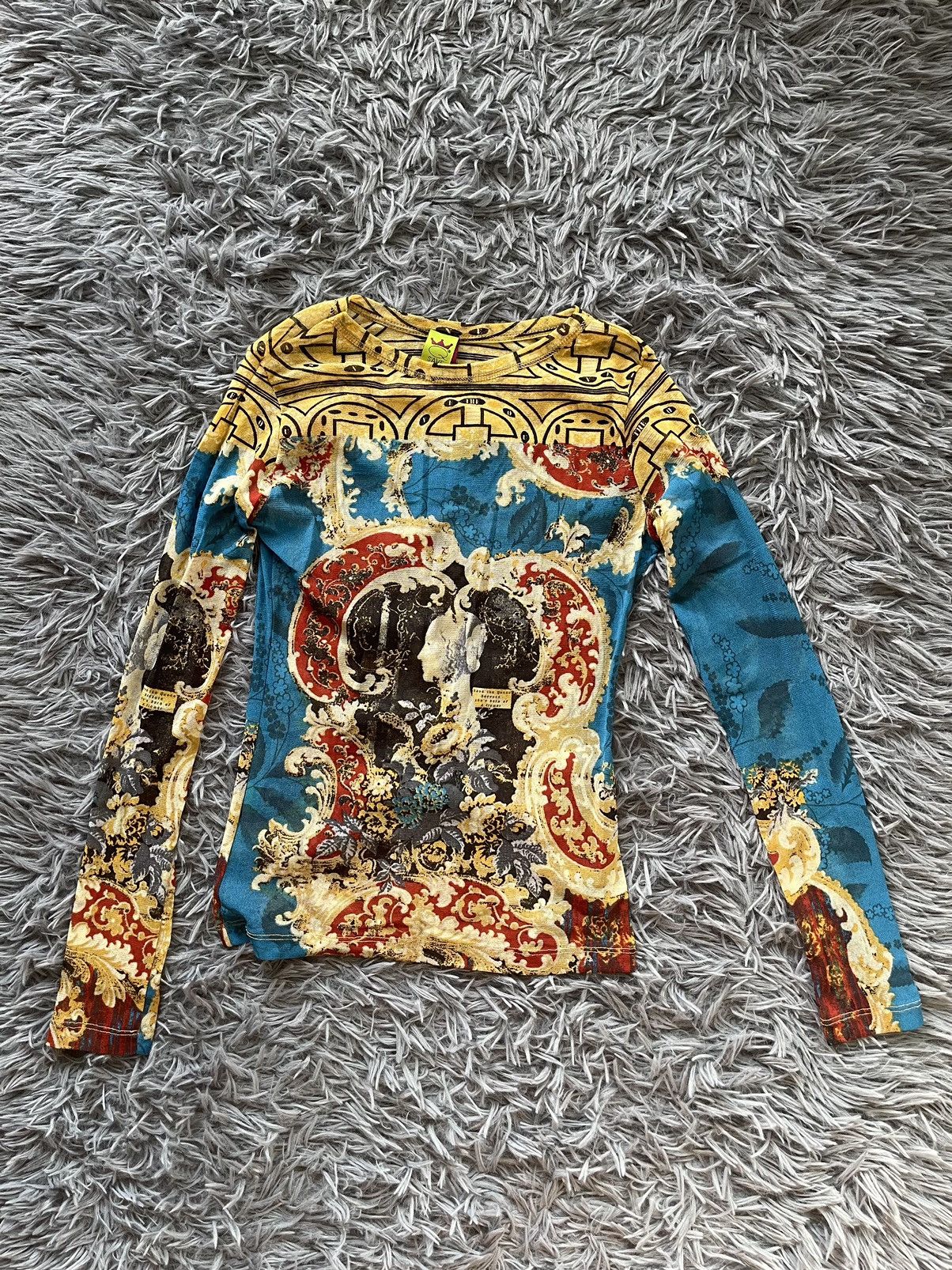 Vintage 👑 Save the Queen Y2K vintage iconic portrait mesh longsleeve Size S / US 4 / IT 40 - 1 Thumbnail