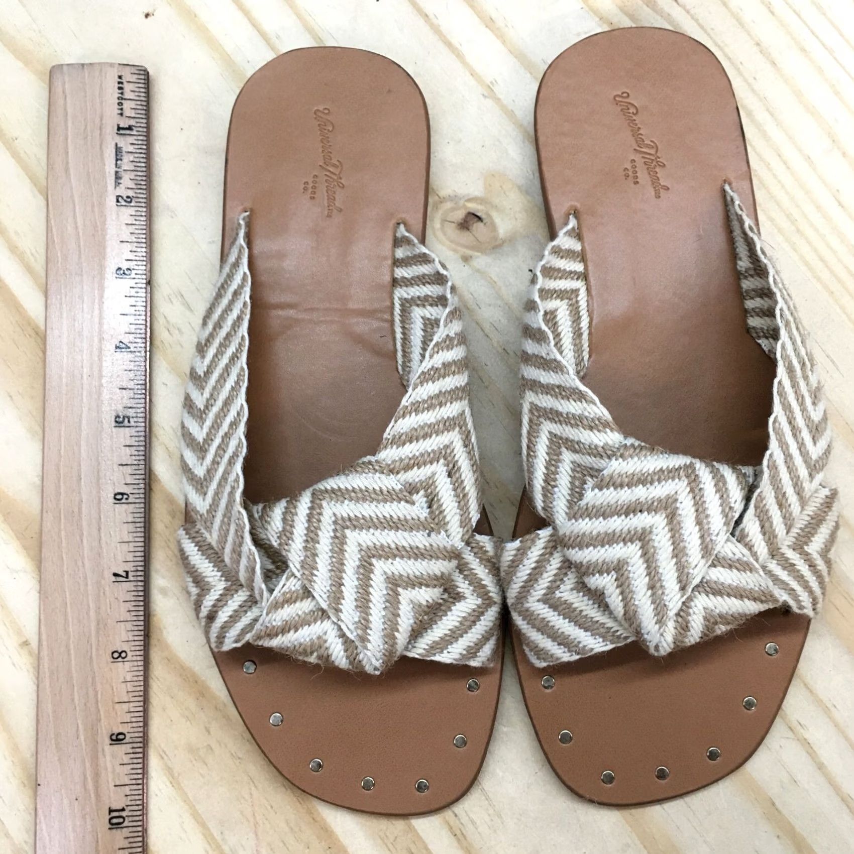 Vintage Universal Thread Sandals Womens 7 Chevron Print Knotted Strap Slide Brown Fabric Size US 7 / IT 37 - 5 Thumbnail