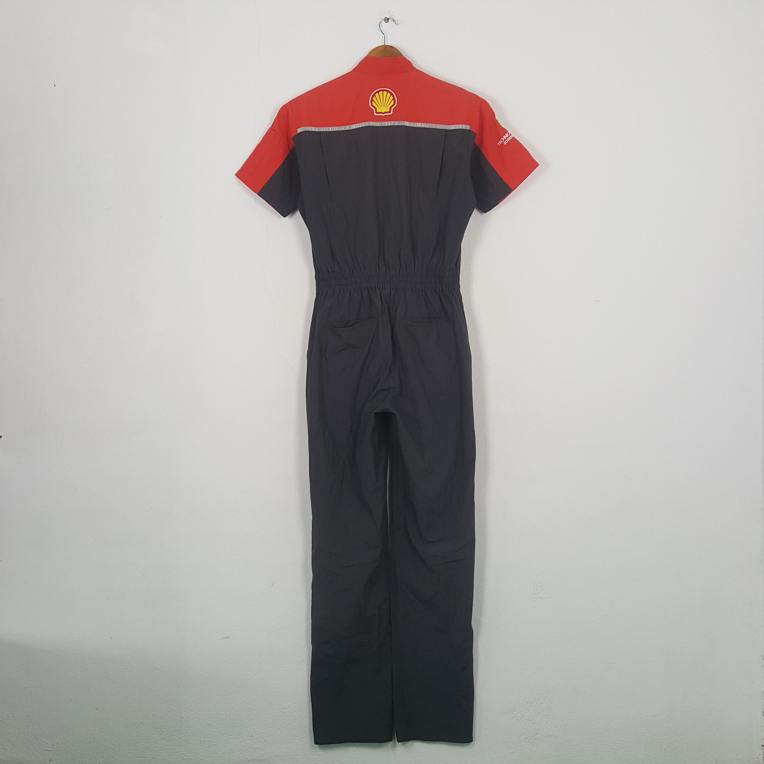 Ferrari Vintage Shell Helix x Ferrari Formula One Coverall C296N16 Size US M / EU 48-50 / 2 - 4 Thumbnail