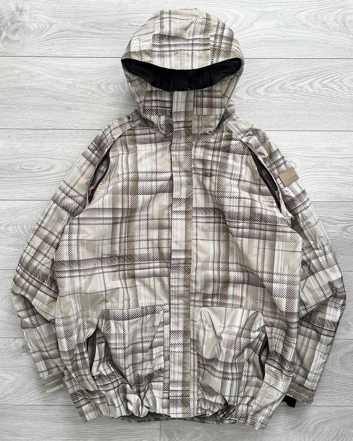 image of Oakley Fw2007 Thinsulate Waterproof Vent Jacket, Men's (Size XL)