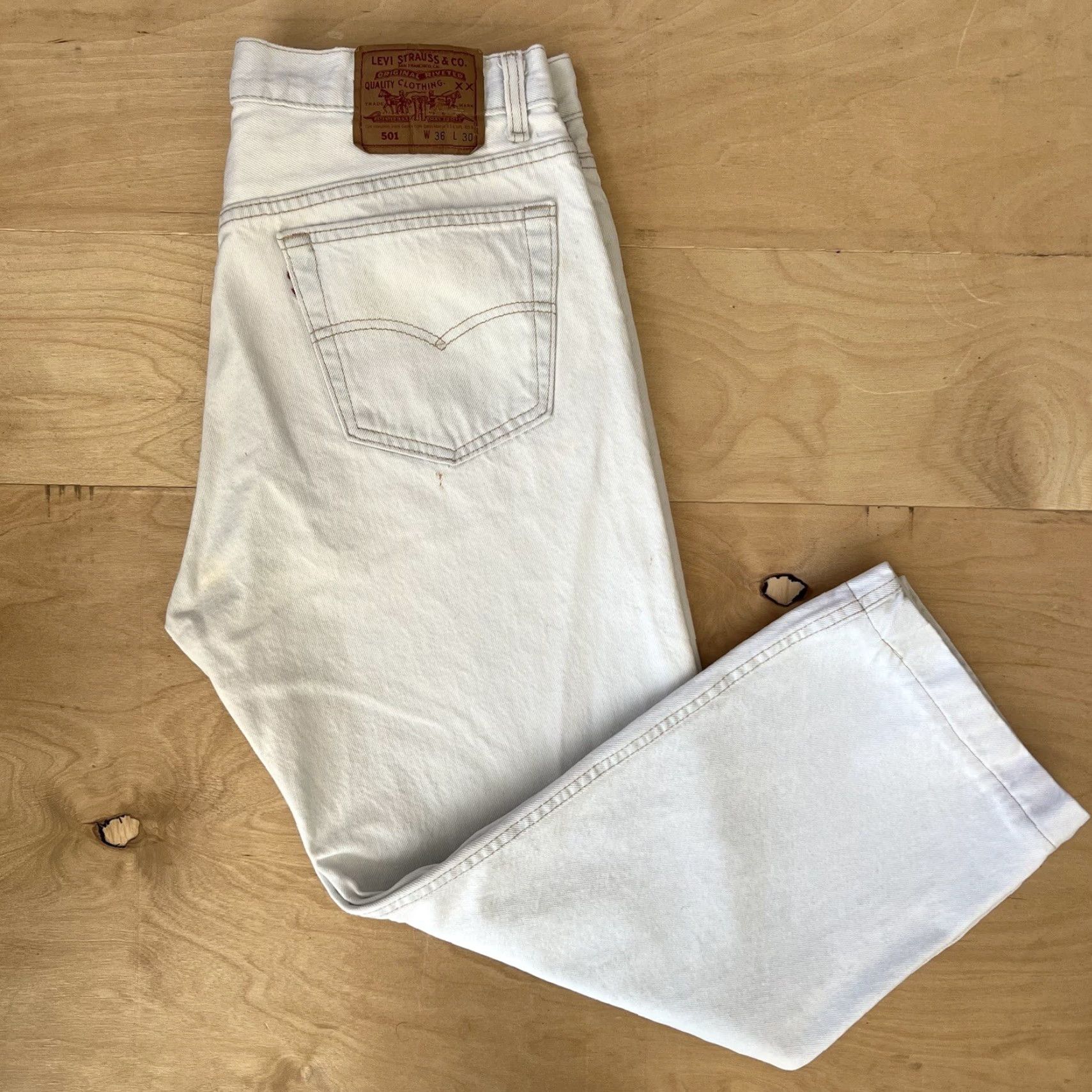 Levi's Vintage Levi's 501 Jeans Shirt? No, Jeans. Levi's 501 Jeans Regular 35 White Light Wash Denim 80s Vintage Western USA 80s Mens Jeans Size US 35 - 2 Thumbnail