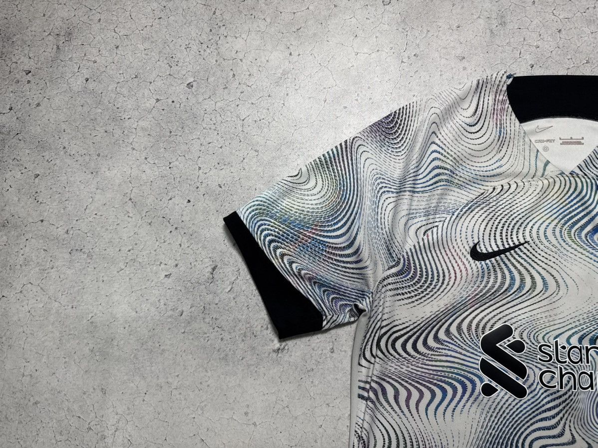 Nike Nike FC Liverpool Vintage Soccer Jersey Football Size US L / EU 52-54 / 3 - 6 Thumbnail