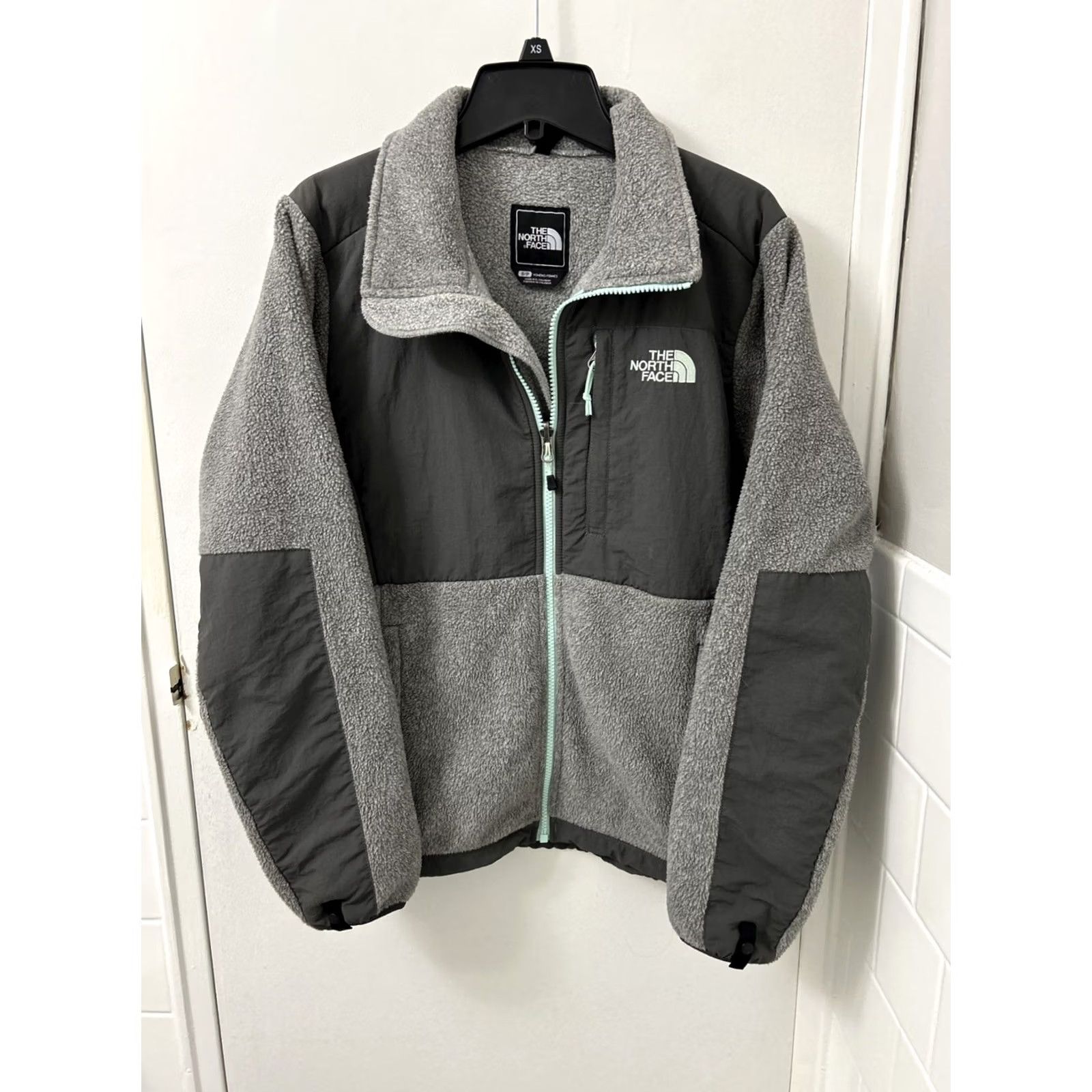 The North Face VINTAGE The North Face Denali Jacket Womens S Gray Fleece Pockets Polartec Full Zip YKK Size S / US 4 / IT 40 - 2 Thumbnail