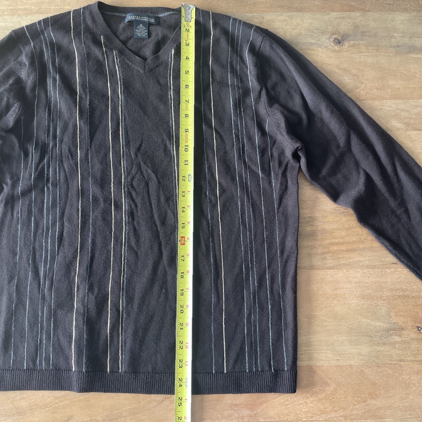 Banana Republic VINTAGE Banana Republic Sweater Men Pullover Long Sleeve Brown 100% Merino Wool Knit Striped V-Neck M Lazors Size US M / EU 48-50 / 2 - 4 Thumbnail